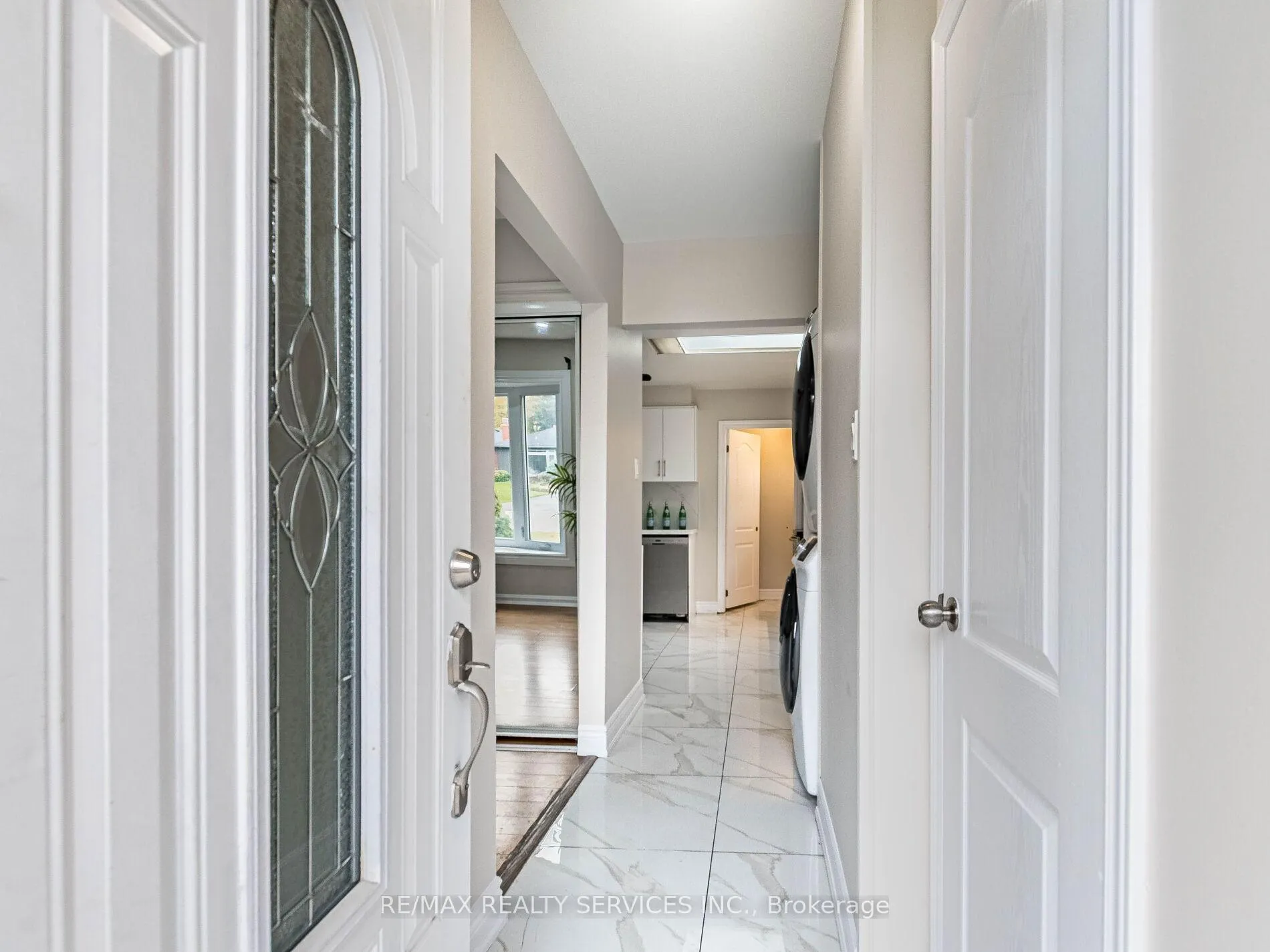 Photo 5 of 33 Elrose Road, Brampton, Southgate — HOMEH
