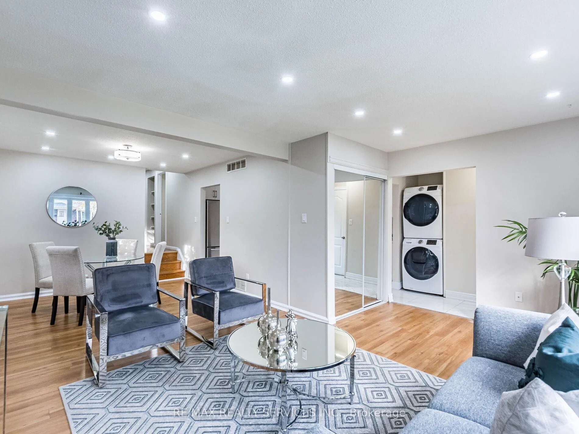 Photo 10 of 33 Elrose Road, Brampton, Southgate — HOMEH