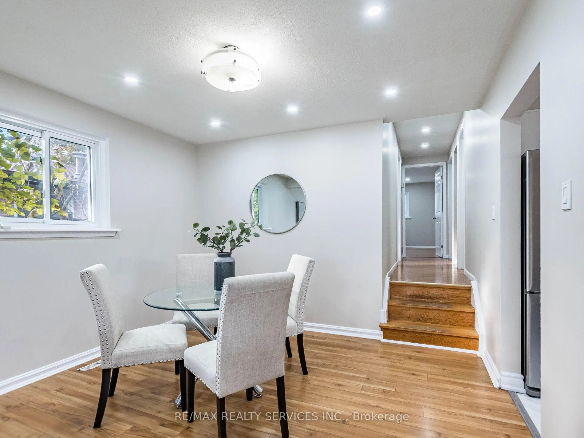 Photo 12 of 33 Elrose Road, Brampton, Southgate — HOMEH