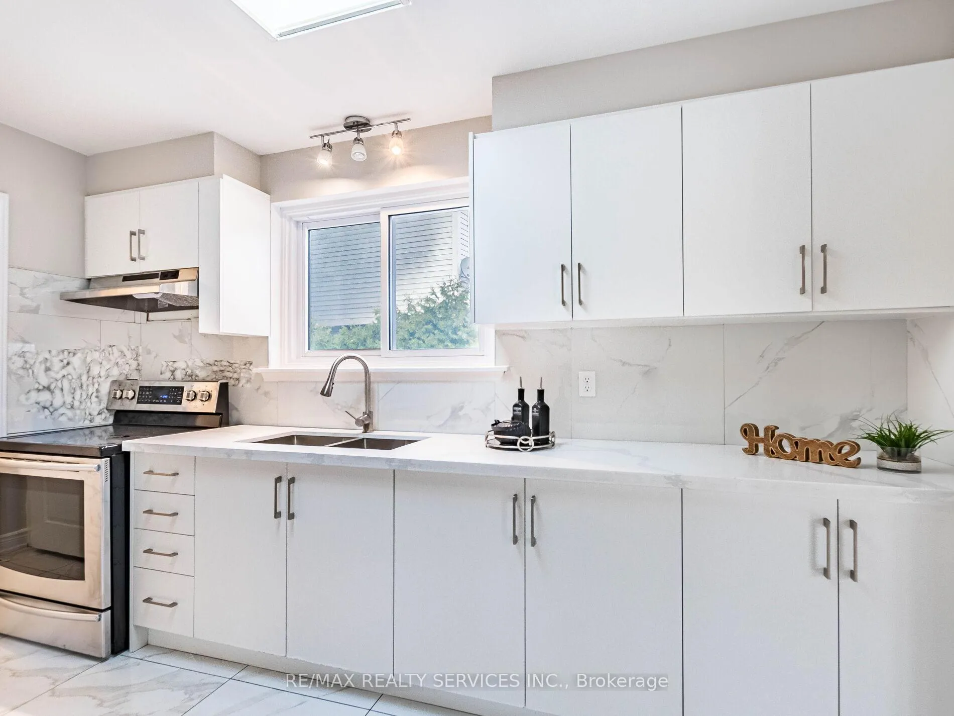 Photo 20 of 33 Elrose Road, Brampton, Southgate — HOMEH