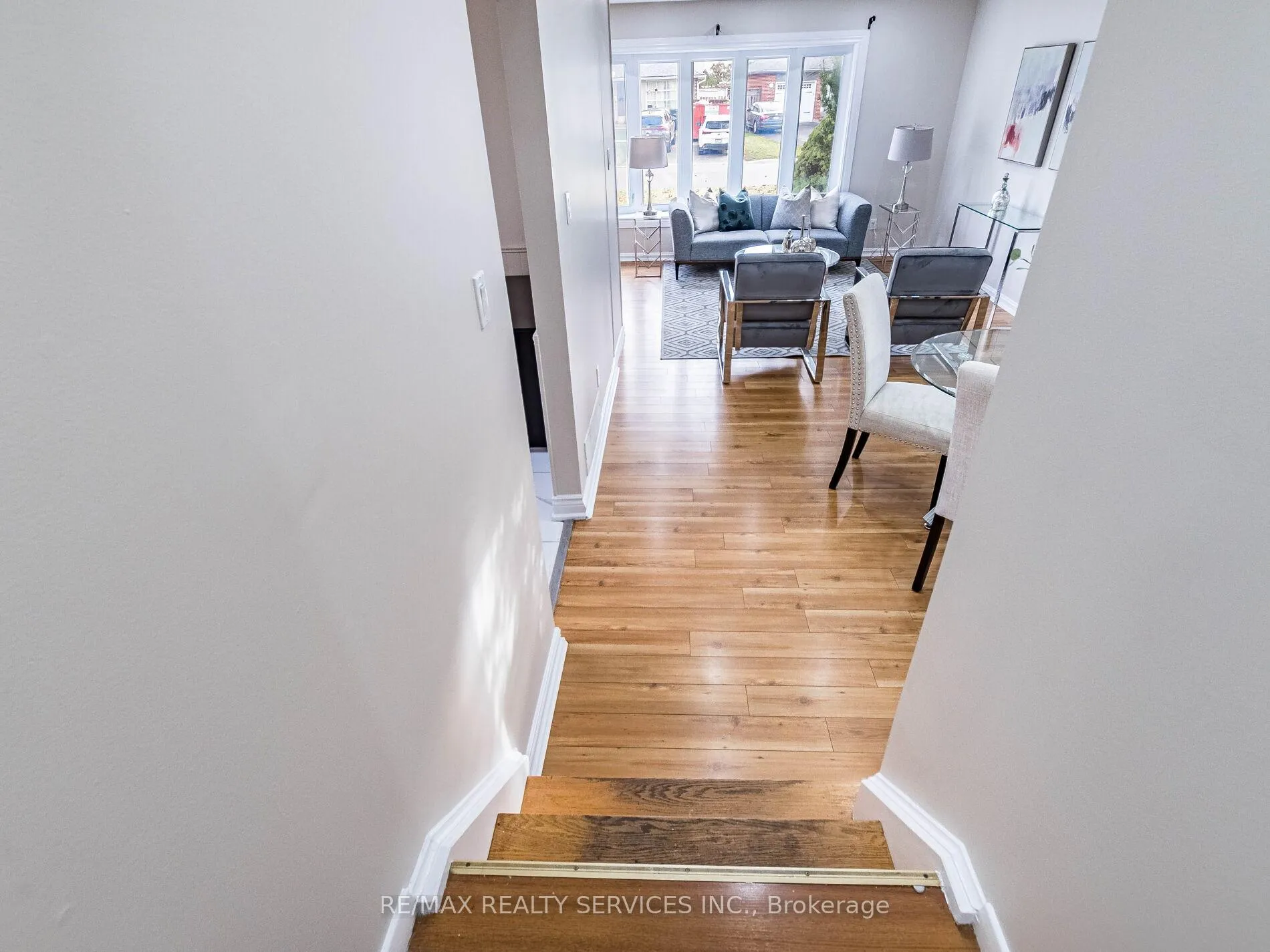 Photo 21 of 33 Elrose Road, Brampton, Southgate — HOMEH