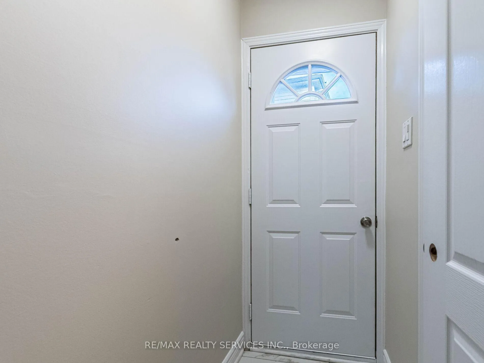 Photo 31 of 33 Elrose Road, Brampton, Southgate — HOMEH