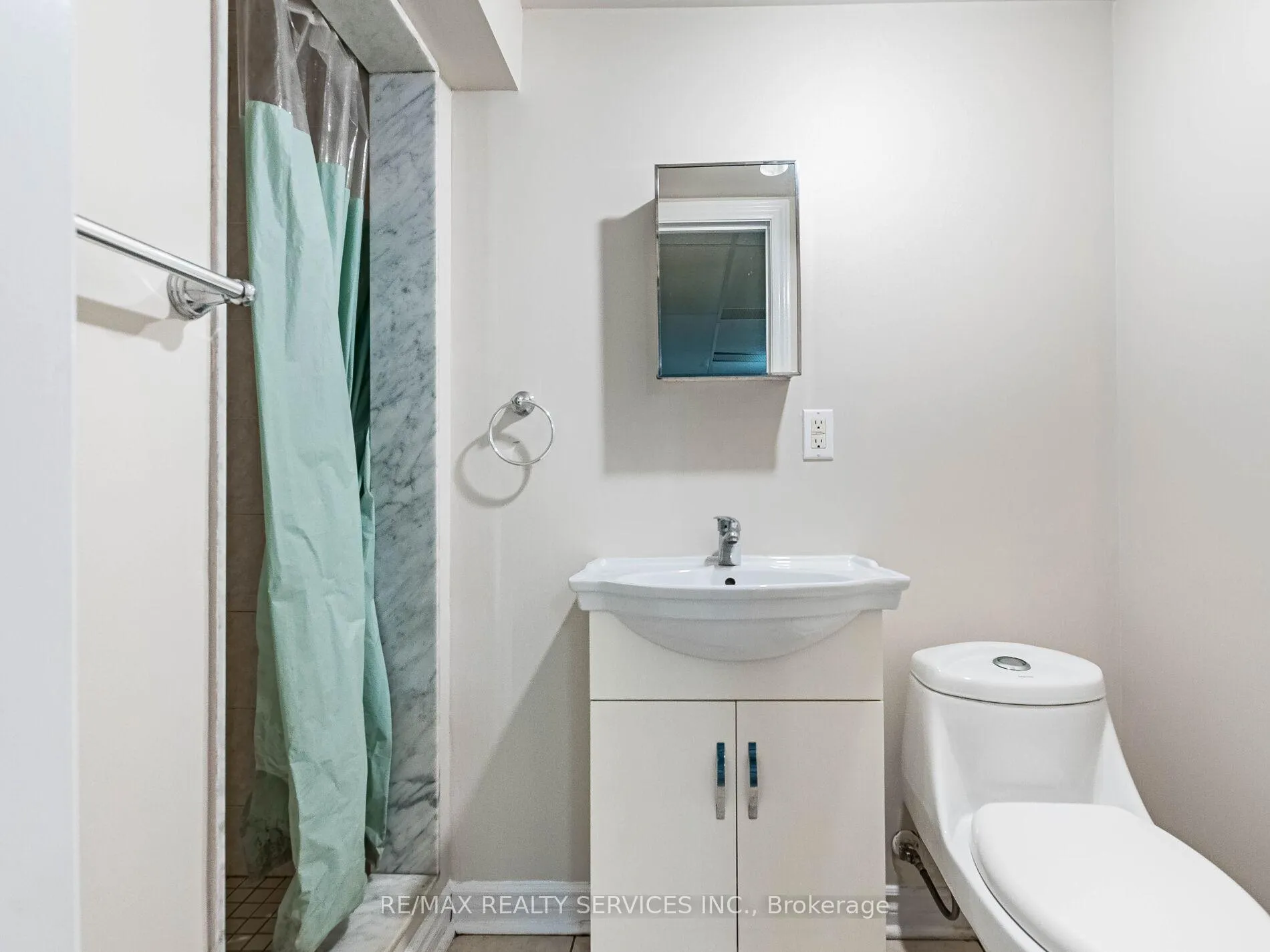 Photo 37 of 33 Elrose Road, Brampton, Southgate — HOMEH