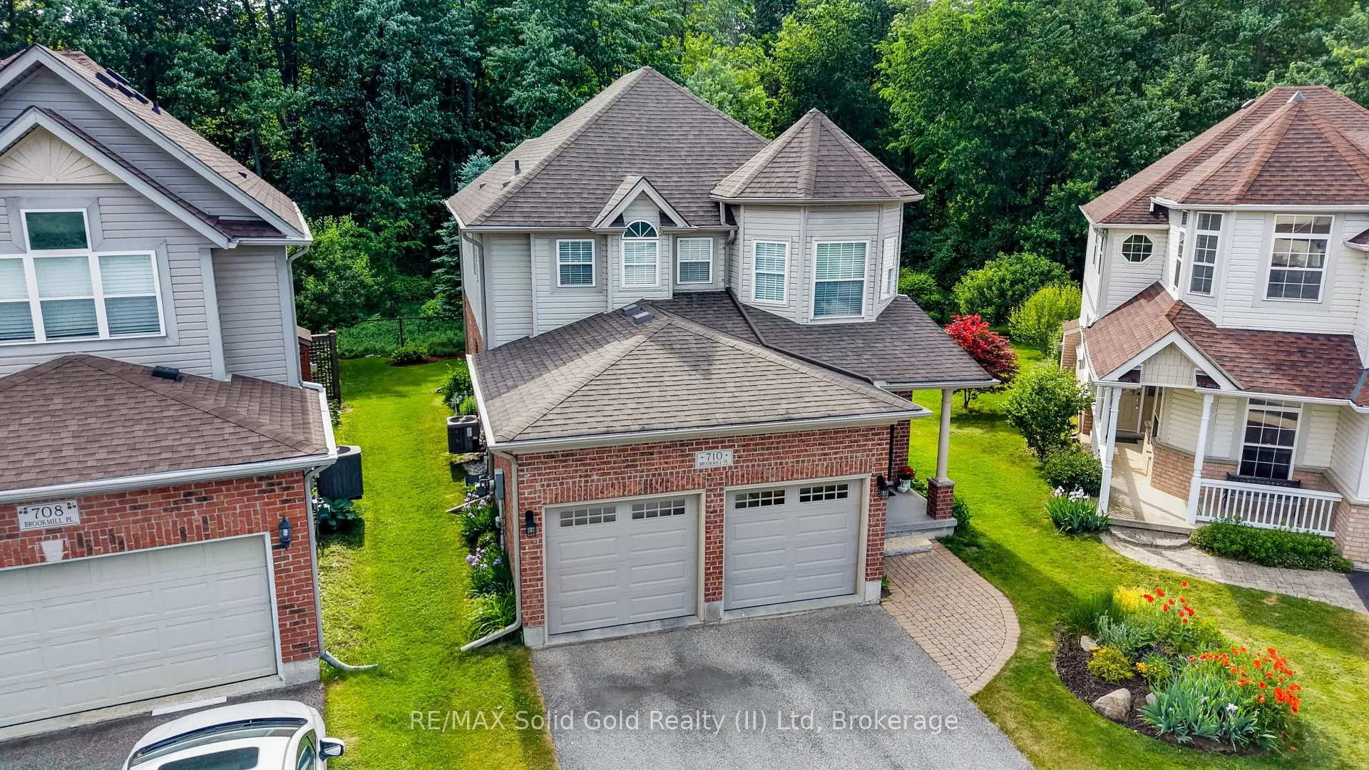 Photo 31 of 712 Brookmill Place, Waterloo, Columbia Forest — HOMEH