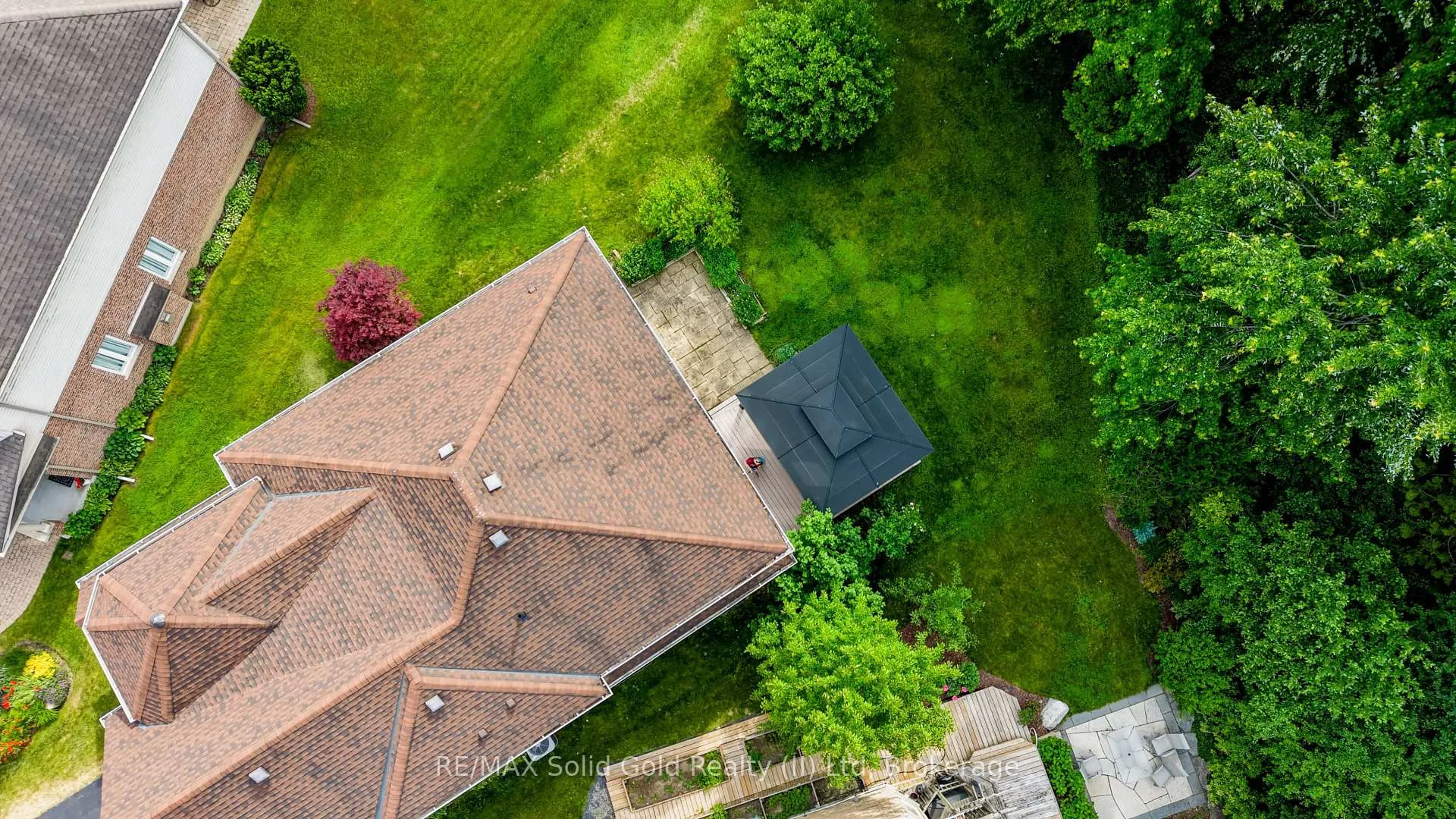 Photo 33 of 712 Brookmill Place, Waterloo, Columbia Forest — HOMEH