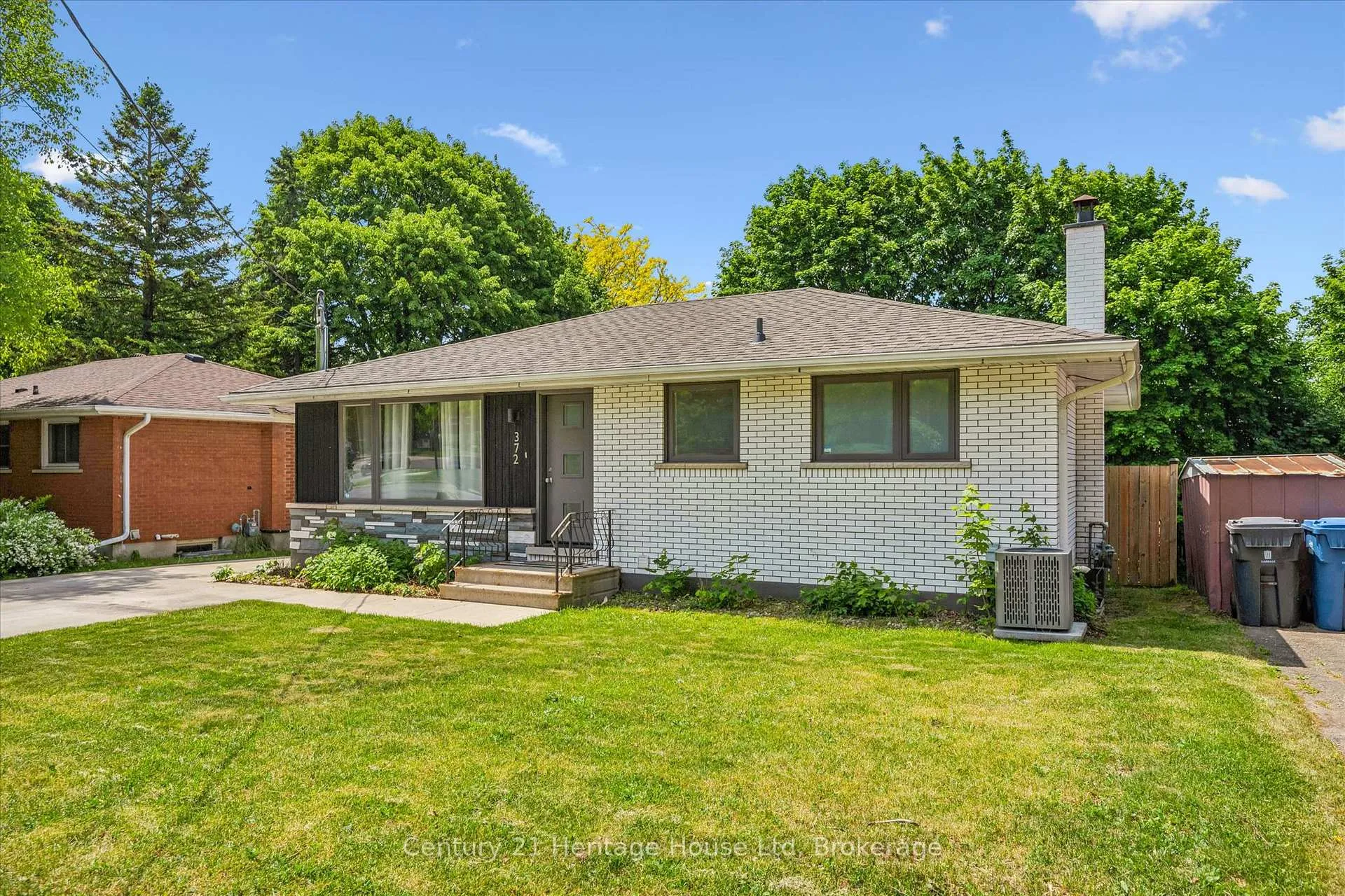 Photo 3 of 372 Victoria Road N, Guelph, Riverside Park — HOMEH