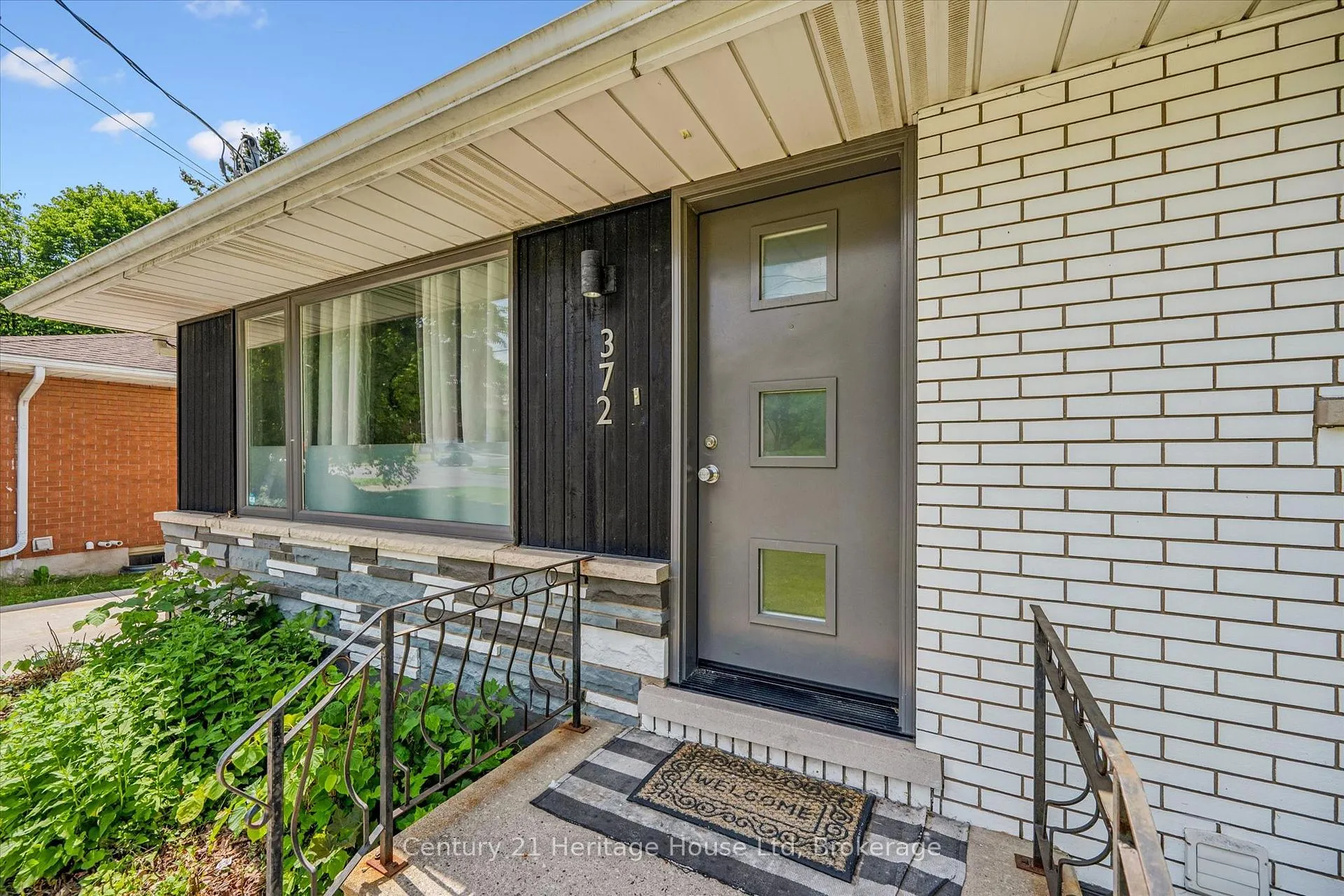 Photo 4 of 372 Victoria Road N, Guelph, Riverside Park — HOMEH