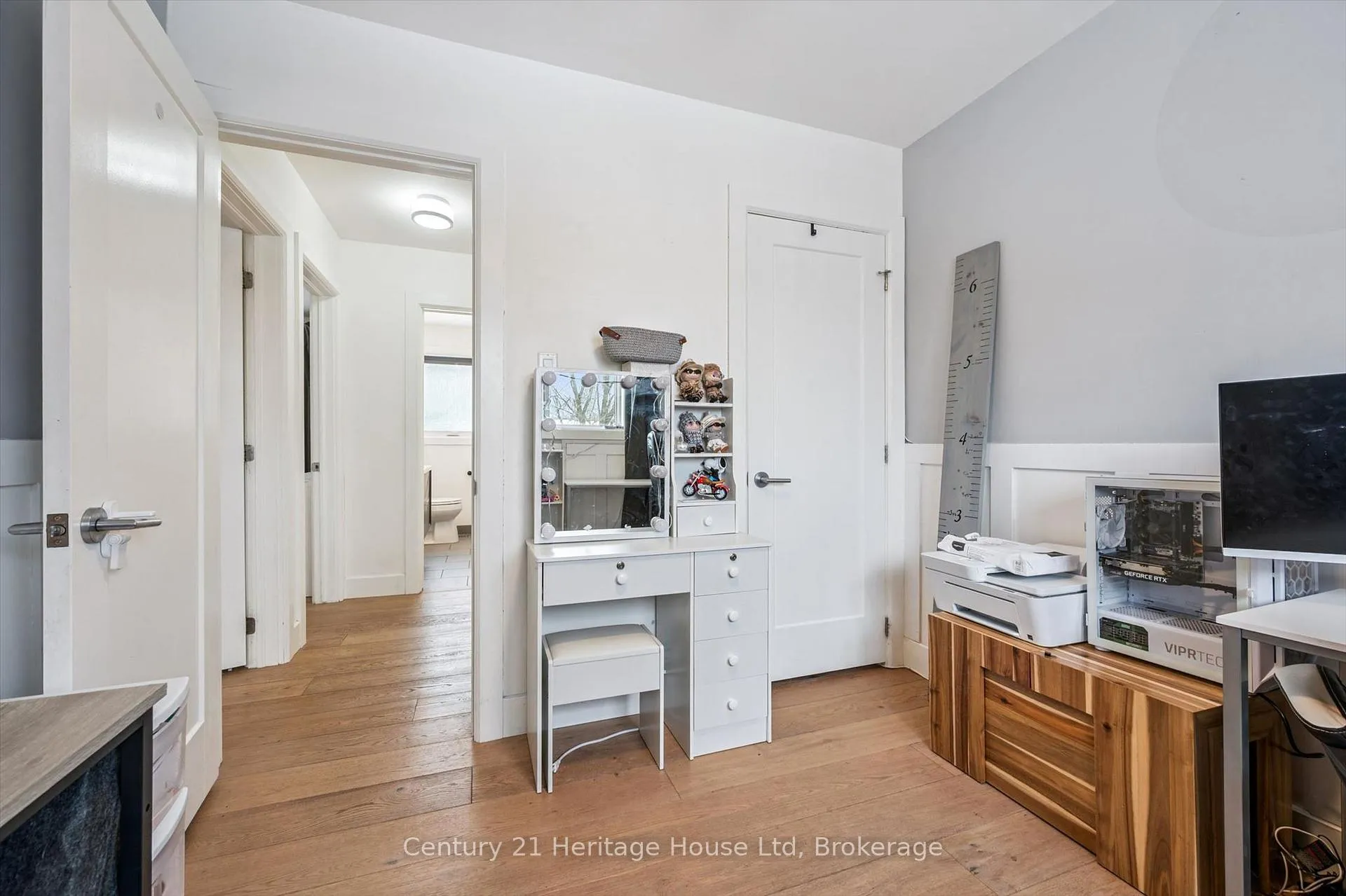 Photo 21 of 372 Victoria Road N, Guelph, Riverside Park — HOMEH