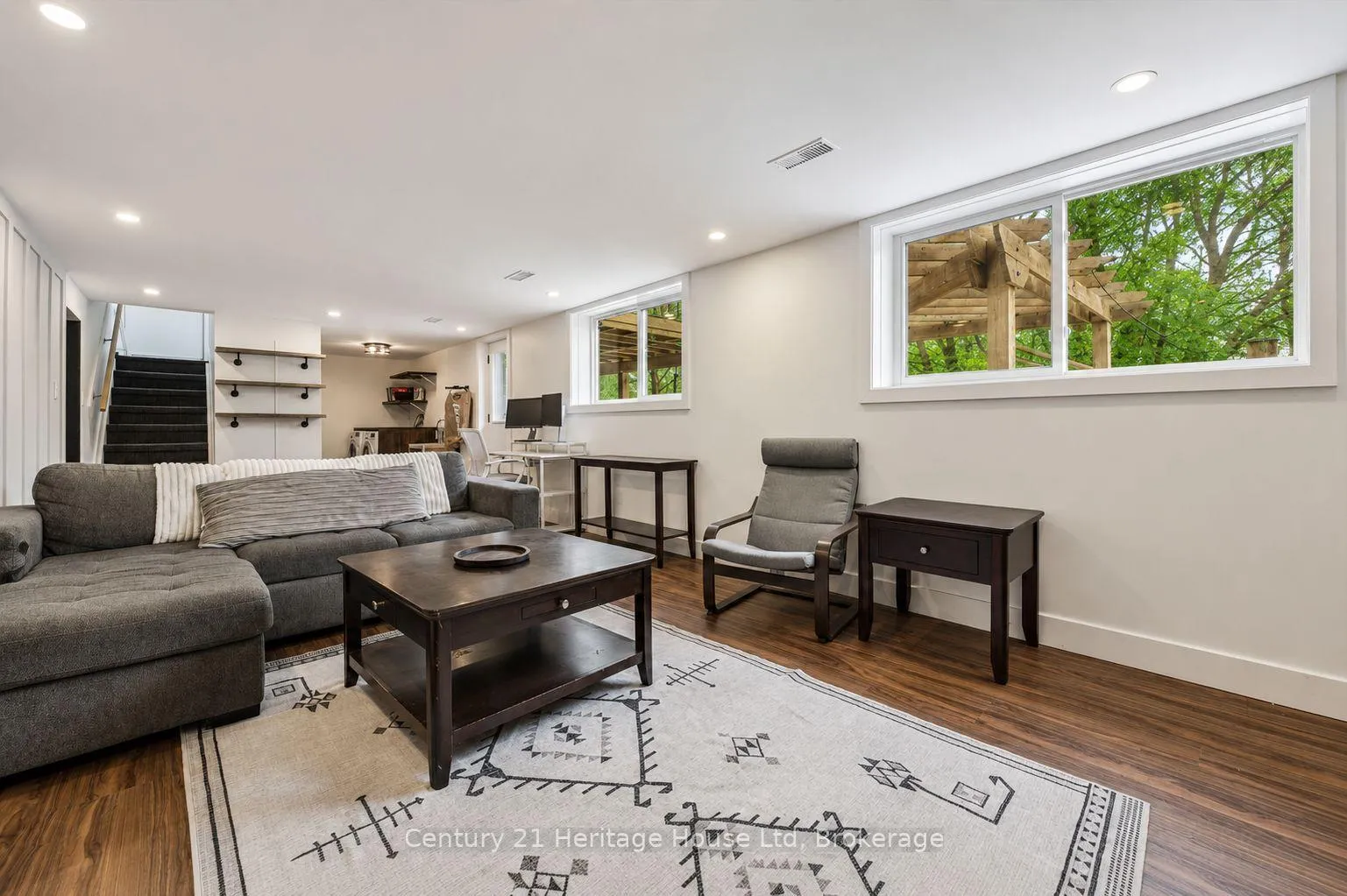 Photo 25 of 372 Victoria Road N, Guelph, Riverside Park — HOMEH