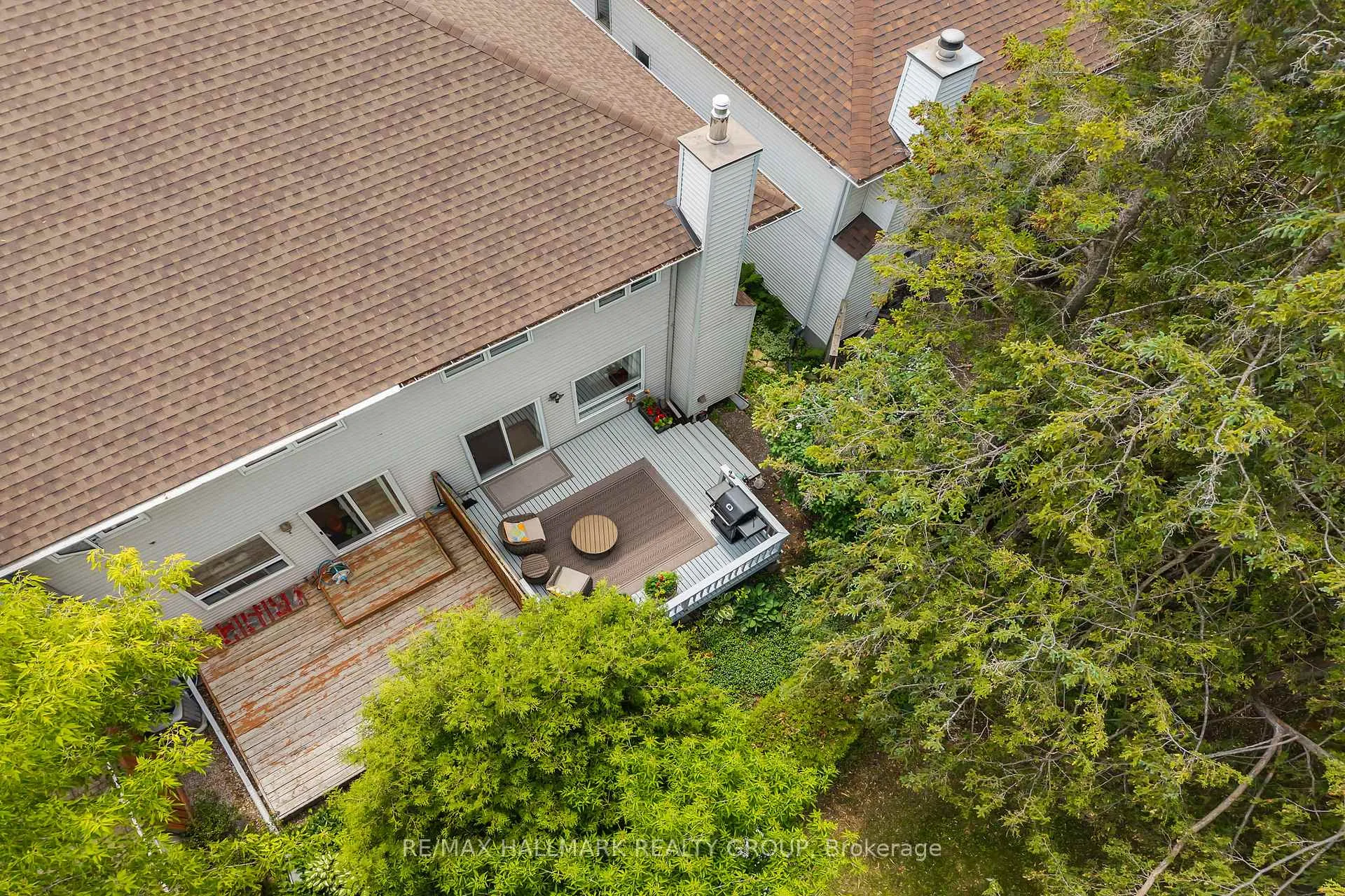 Photo 7 of 20 Royal Oak Court, Ottawa, Hunt Club Park/Greenboro — HOMEH