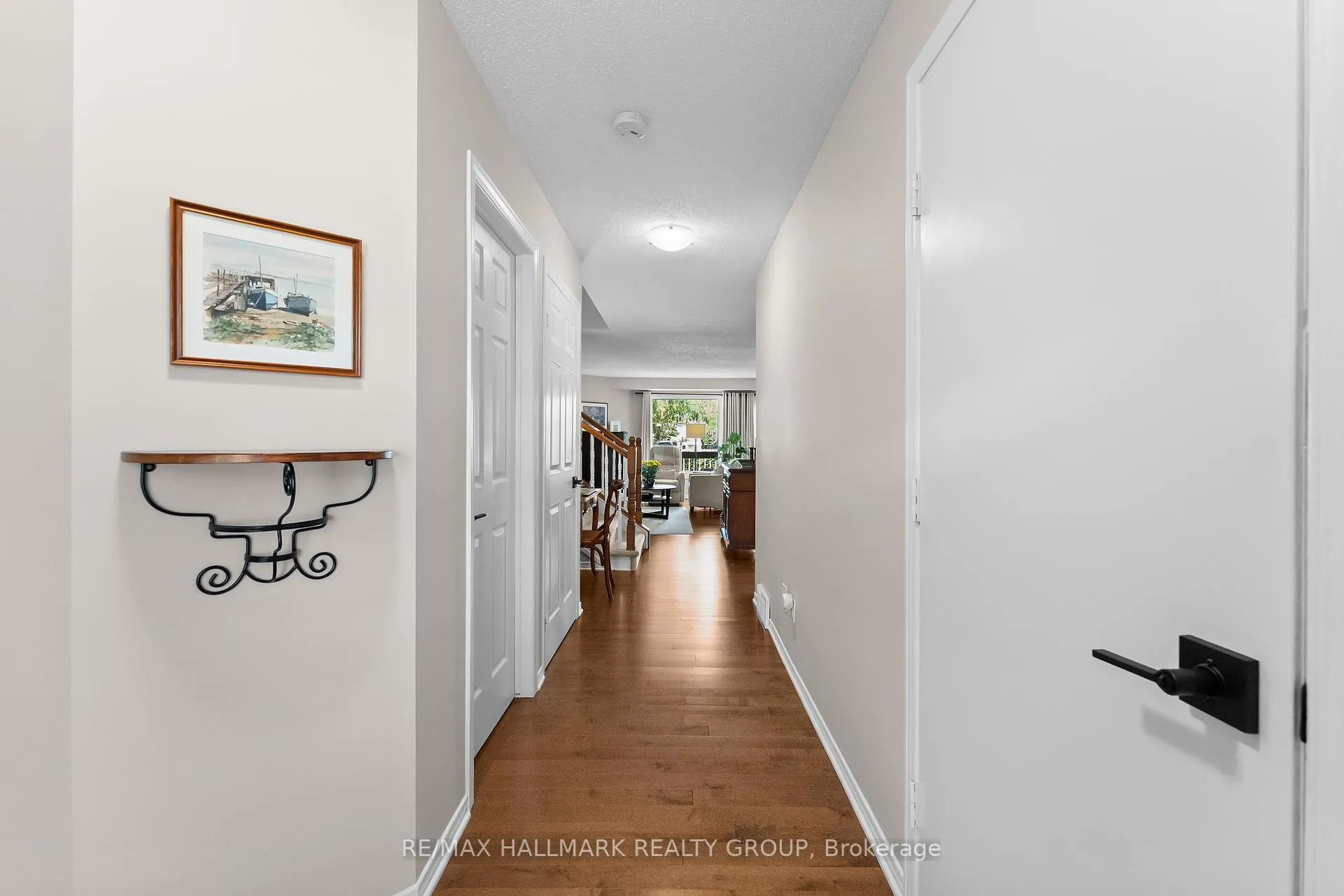 Photo 11 of 20 Royal Oak Court, Ottawa, Hunt Club Park/Greenboro — HOMEH