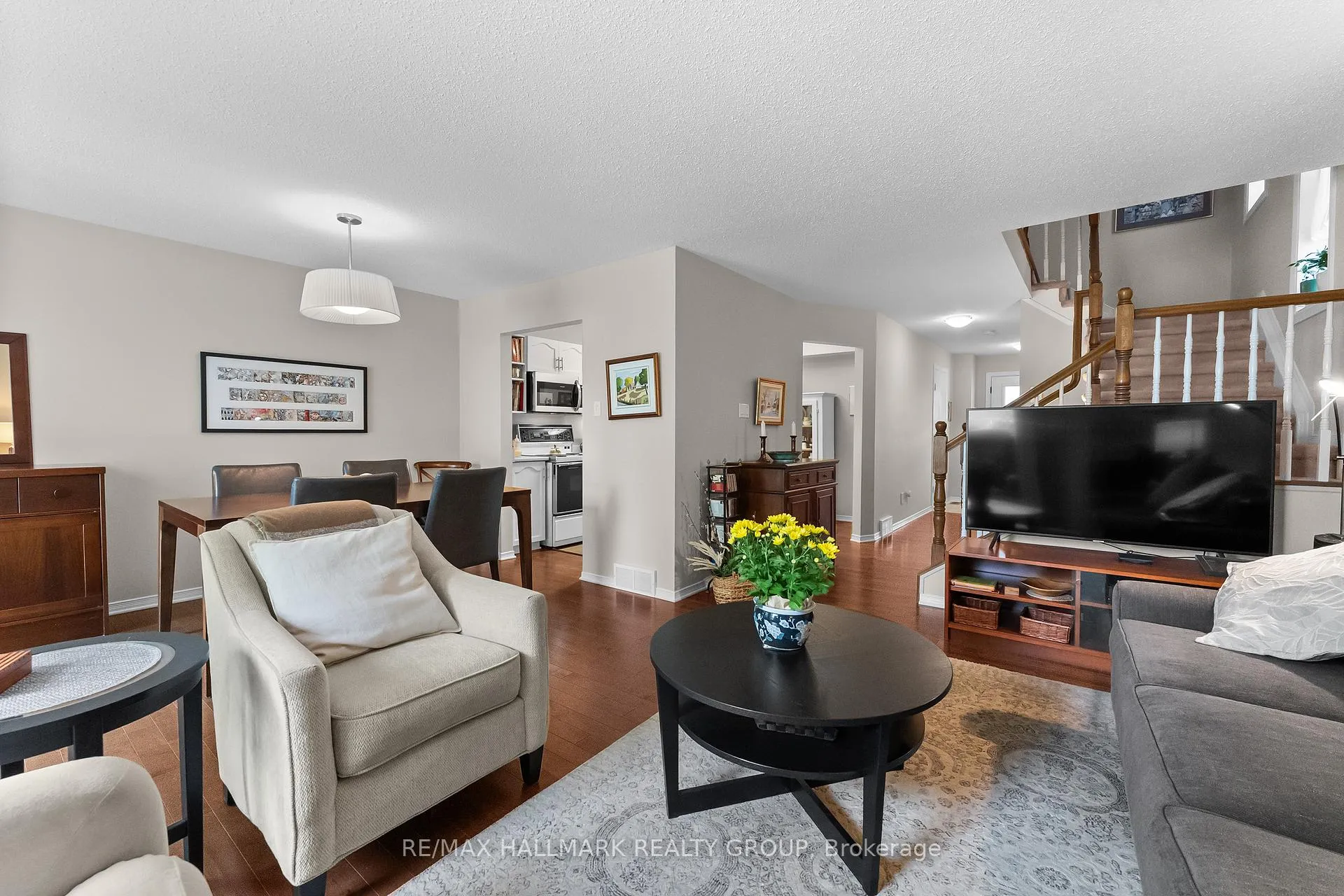 Photo 24 of 20 Royal Oak Court, Ottawa, Hunt Club Park/Greenboro — HOMEH