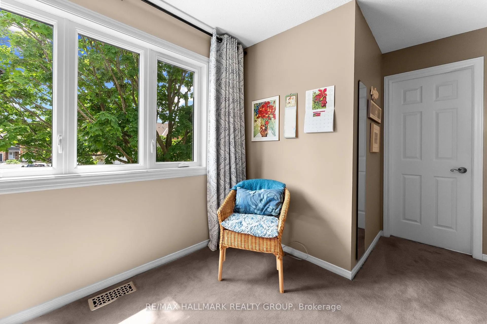 Photo 29 of 20 Royal Oak Court, Ottawa, Hunt Club Park/Greenboro — HOMEH