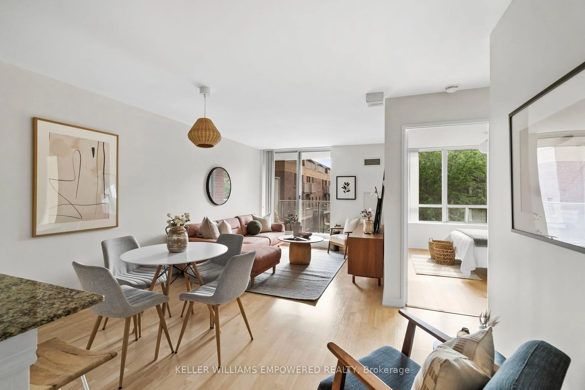 Front of Unit 308, 1369 Bloor Street W