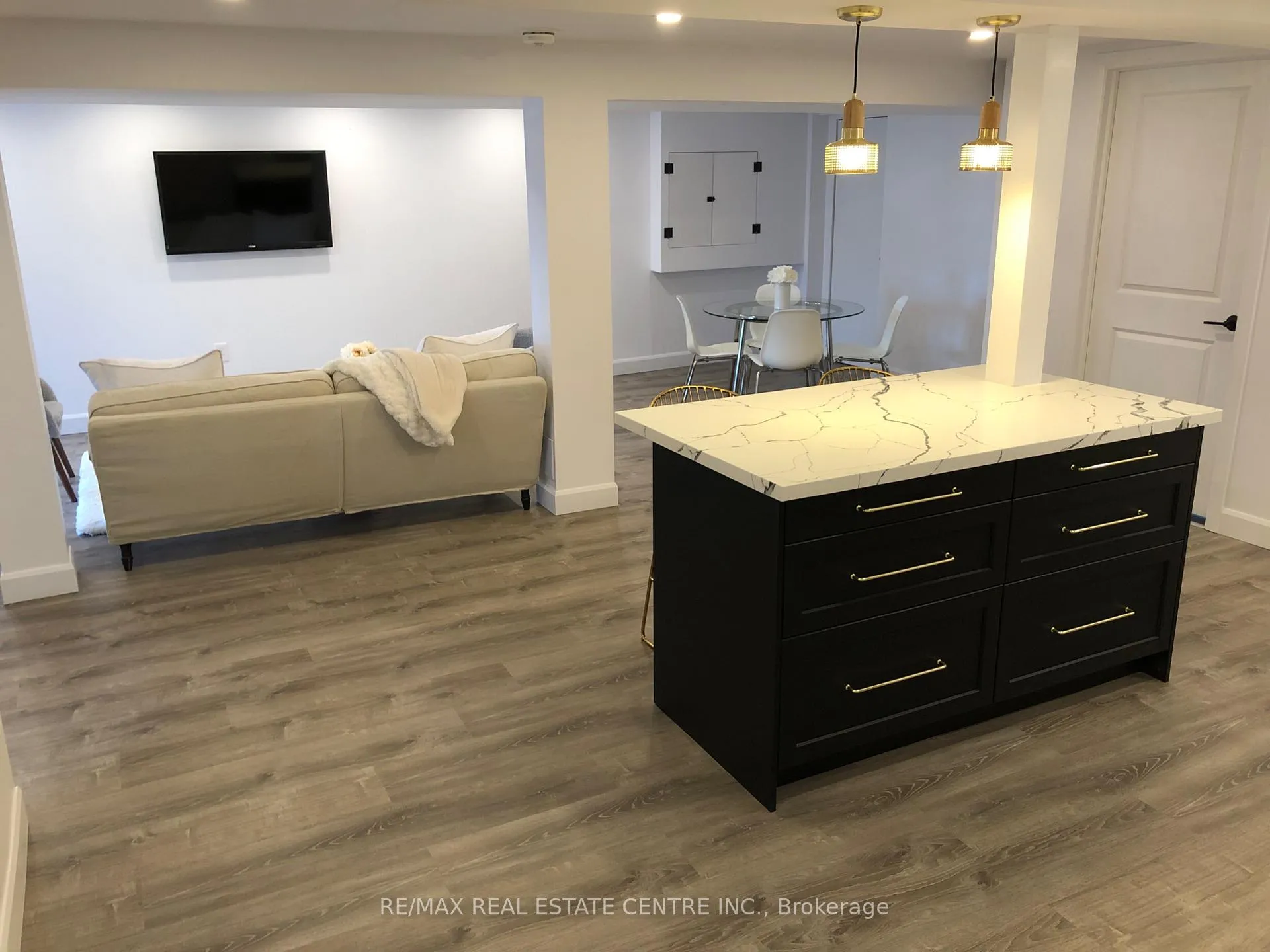 Photo 2 of Unit Lower, 226 Howard Crescent, Orangeville — HOMEH
