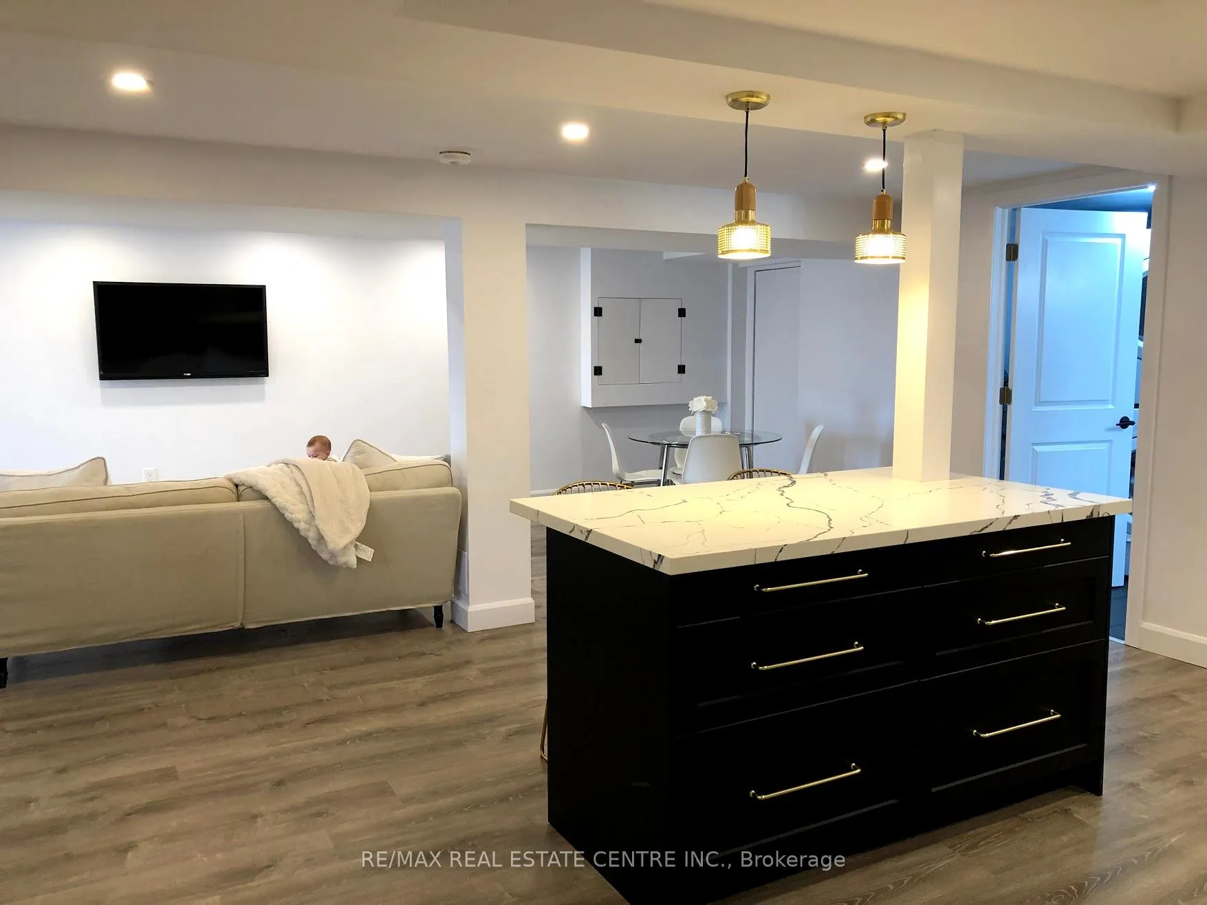 Photo 13 of Unit Lower, 226 Howard Crescent, Orangeville — HOMEH
