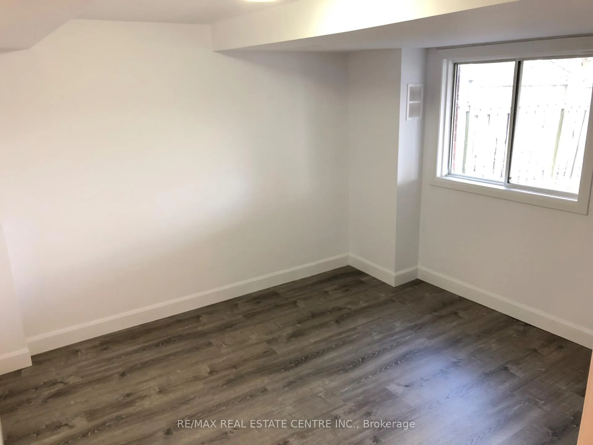 Photo 15 of Unit Lower, 226 Howard Crescent, Orangeville — HOMEH