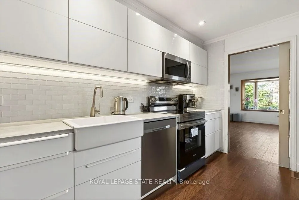Photo 13 of 9 Morton Avenue, Hamilton, Dundas — HOMEH