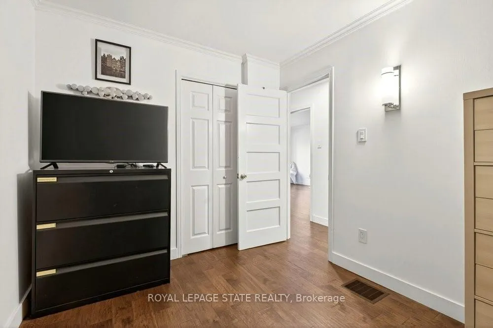 Photo 18 of 9 Morton Avenue, Hamilton, Dundas — HOMEH