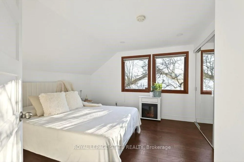 Photo 24 of 9 Morton Avenue, Hamilton, Dundas — HOMEH