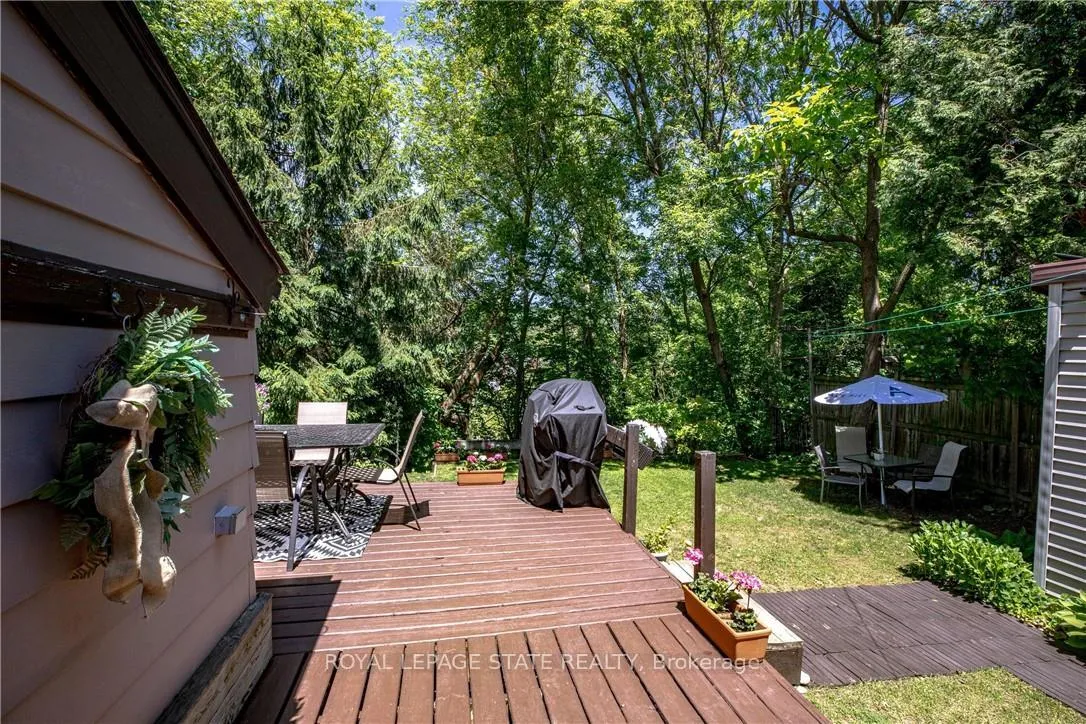 Photo 46 of 9 Morton Avenue, Hamilton, Dundas — HOMEH