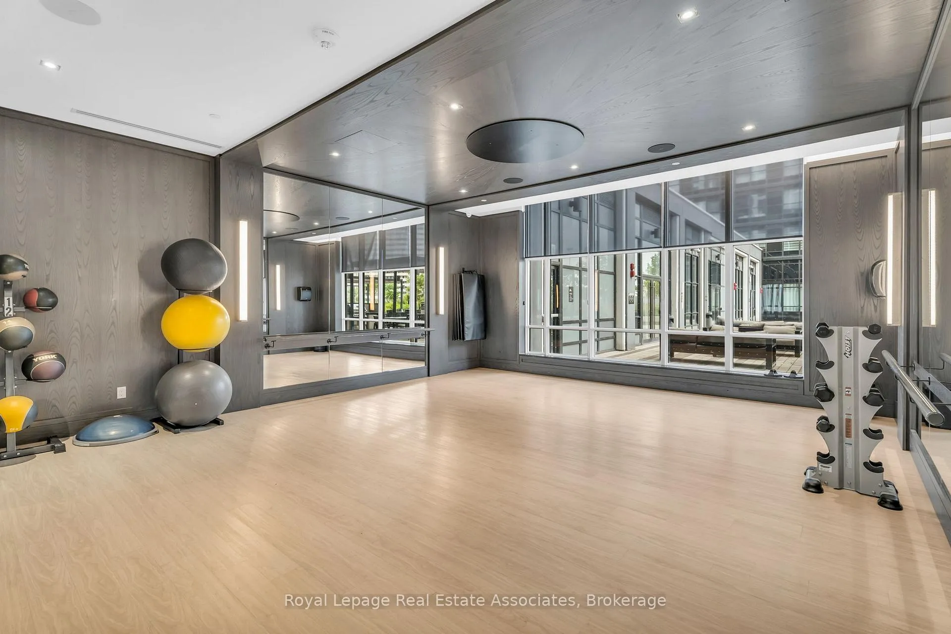 Photo 15 of Unit 3505, 7 Mabelle Avenue, Etobicoke, Islington-City Centre West — HOMEH