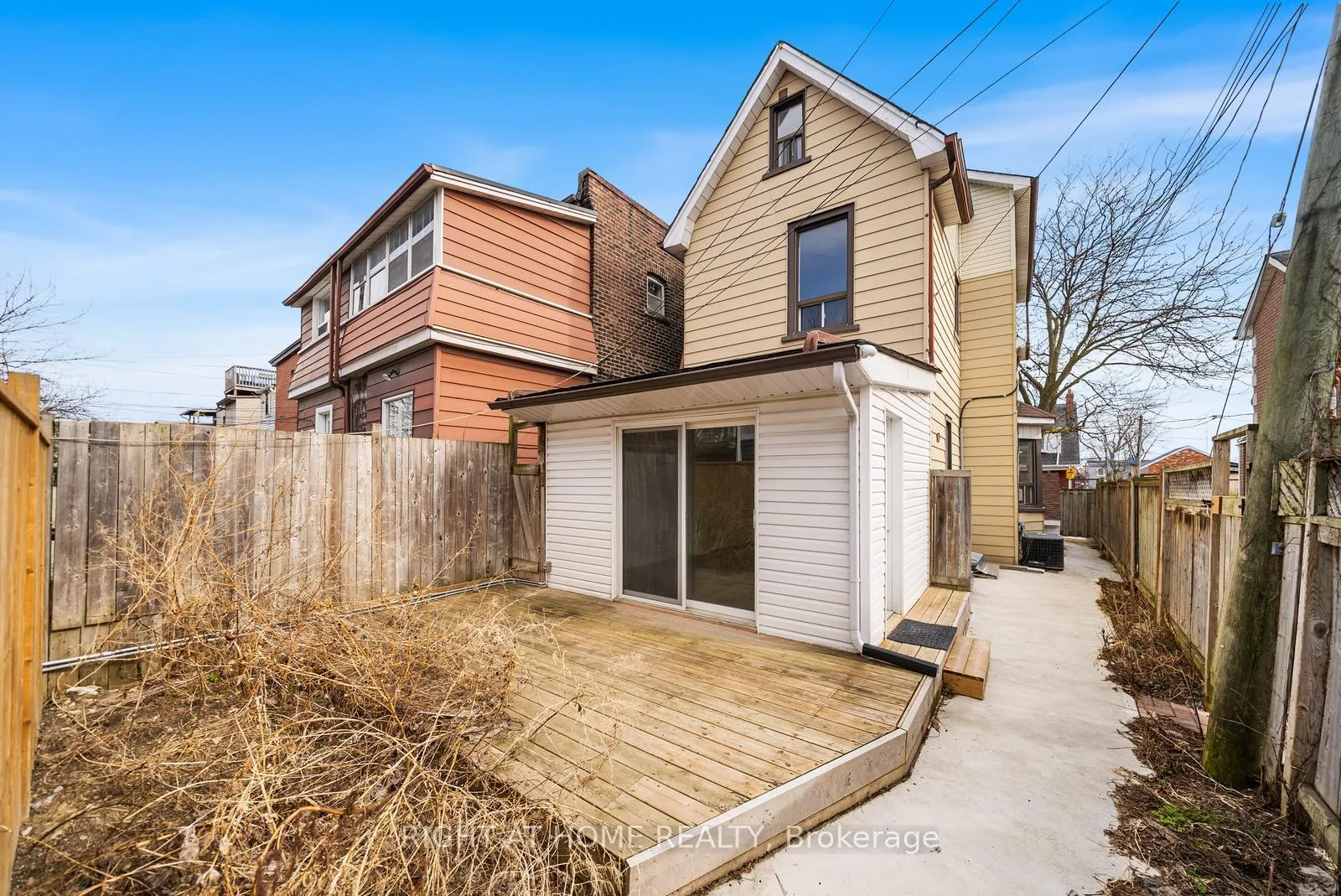 Photo 5 of 134 Millicent Street, Toronto, Dovercourt-Wallace Emerson-Junction — HOMEH