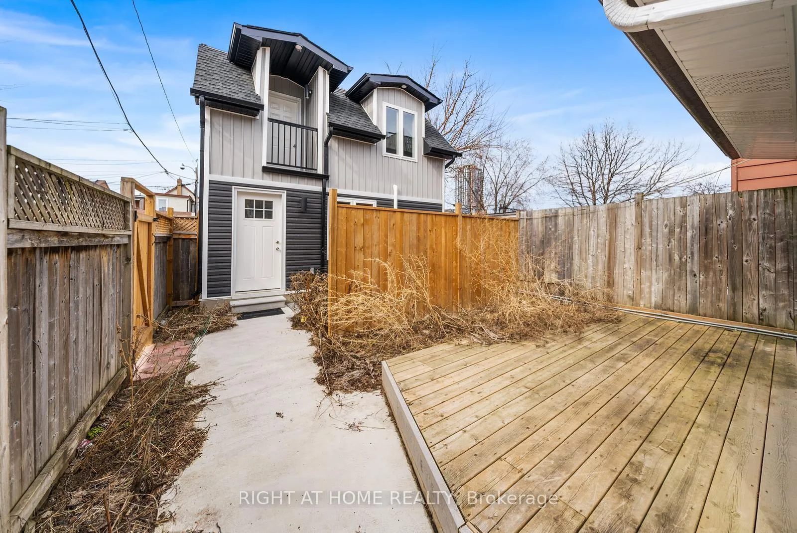 Photo 6 of 134 Millicent Street, Toronto, Dovercourt-Wallace Emerson-Junction — HOMEH