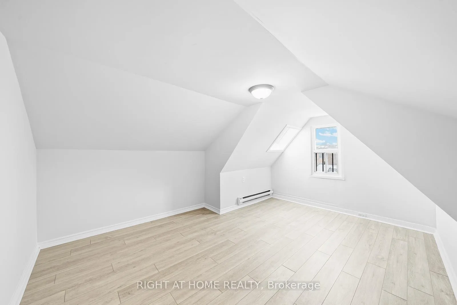 Photo 30 of 134 Millicent Street, Toronto, Dovercourt-Wallace Emerson-Junction — HOMEH