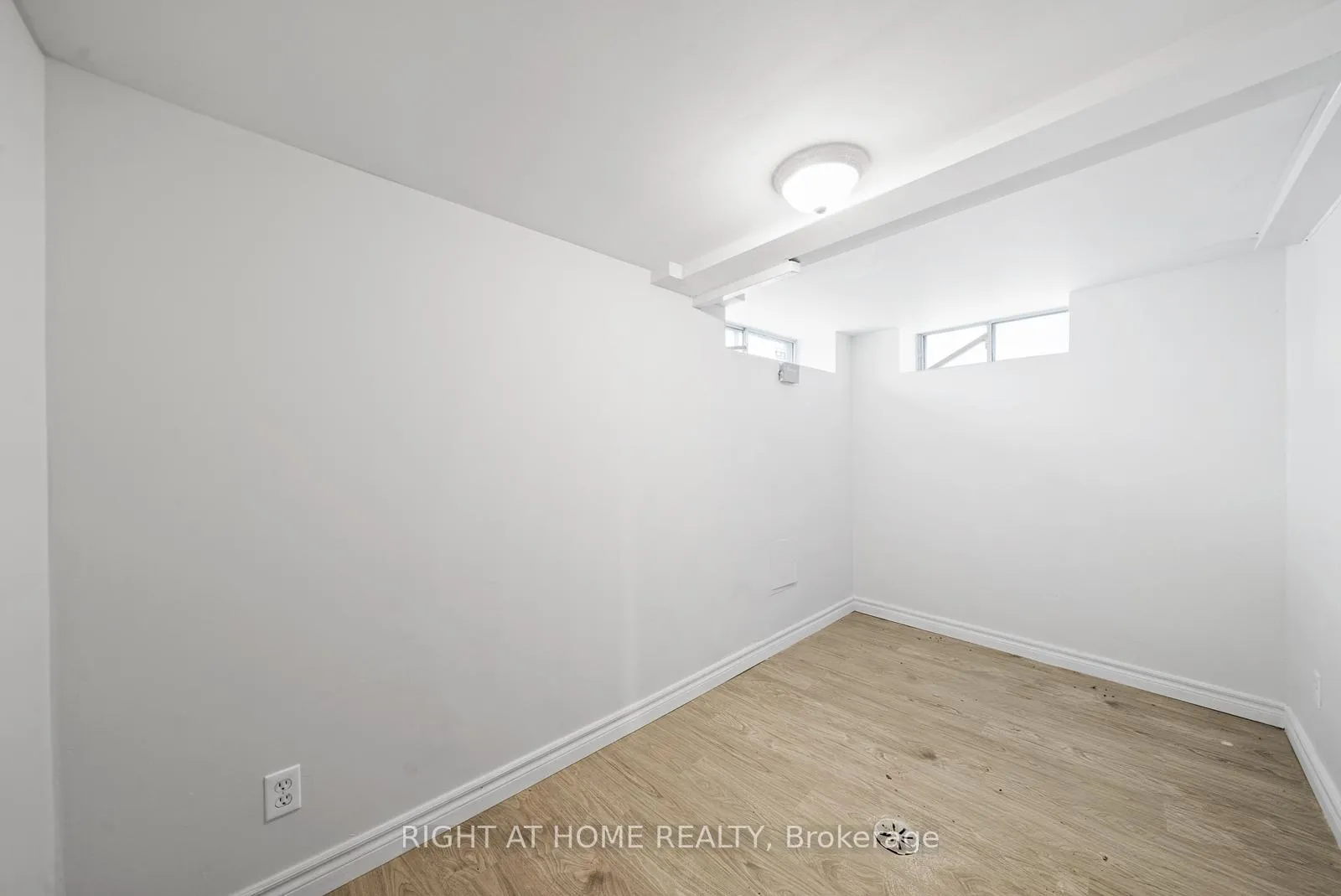 Photo 33 of 134 Millicent Street, Toronto, Dovercourt-Wallace Emerson-Junction — HOMEH