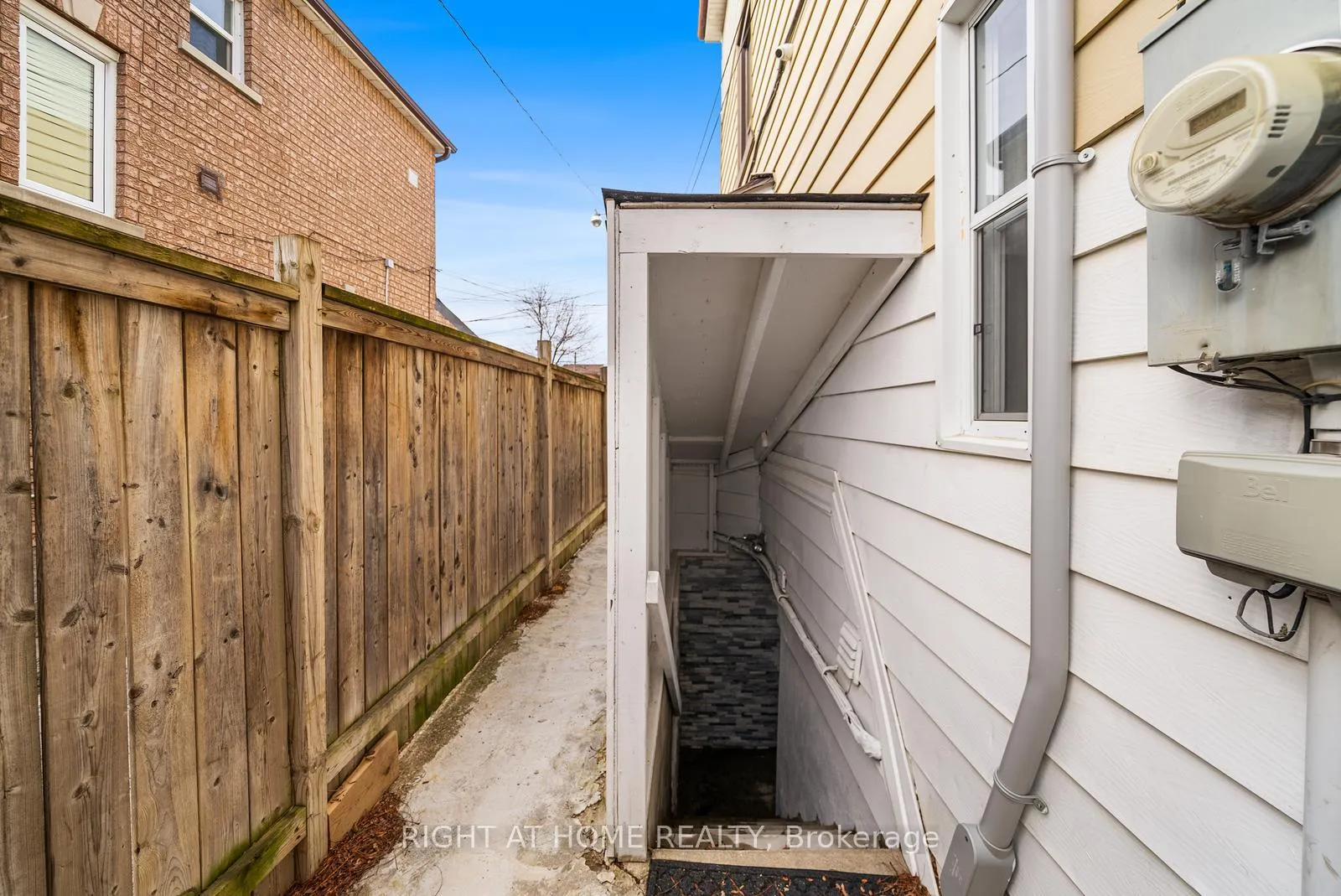 Photo 49 of 134 Millicent Street, Toronto, Dovercourt-Wallace Emerson-Junction — HOMEH