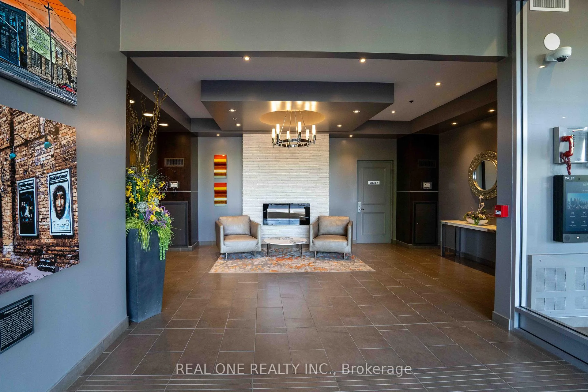 Photo 2 of Unit 703, 191 king Street S, Waterloo — HOMEH