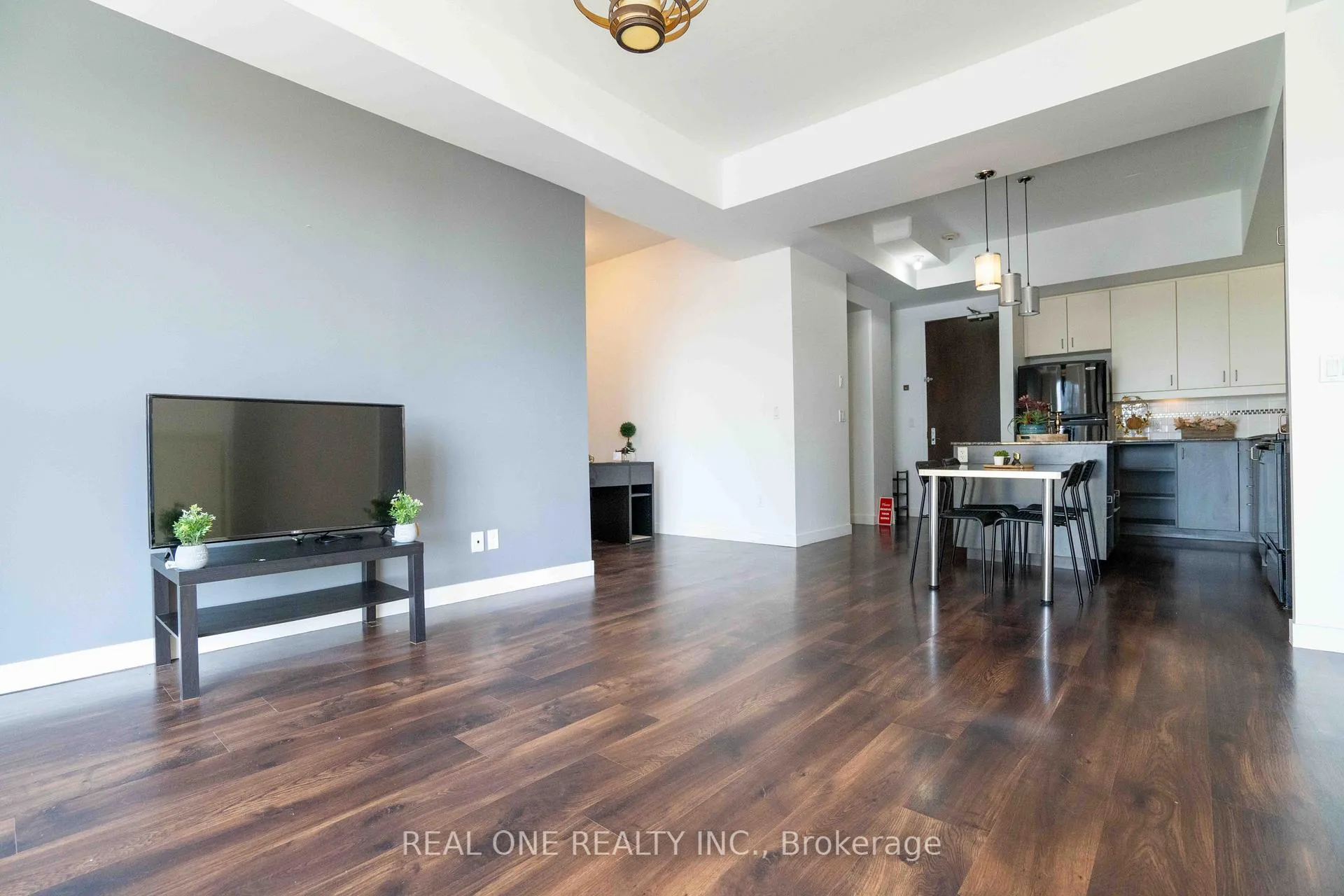 Photo 9 of Unit 703, 191 king Street S, Waterloo — HOMEH