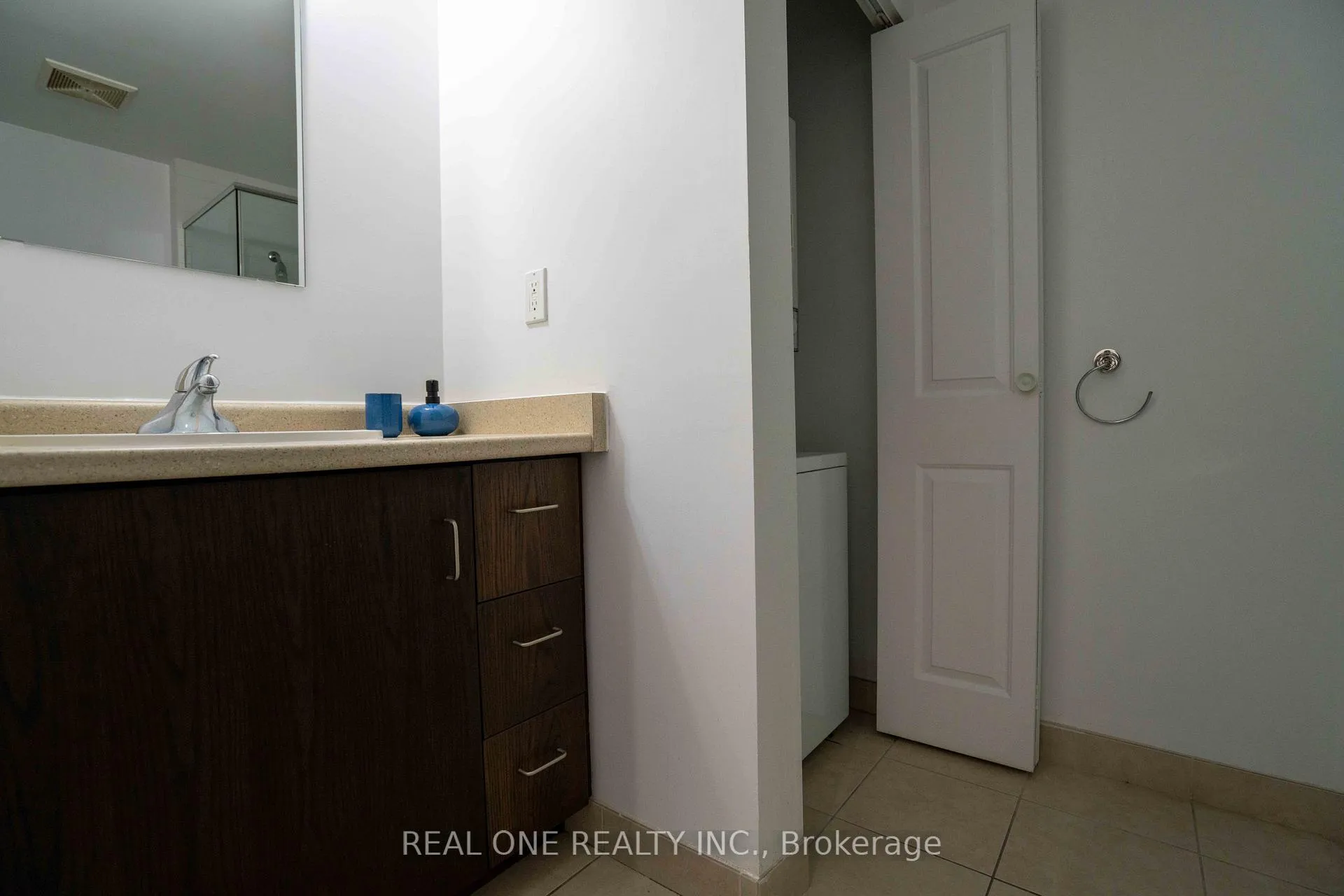 Photo 16 of Unit 703, 191 king Street S, Waterloo — HOMEH