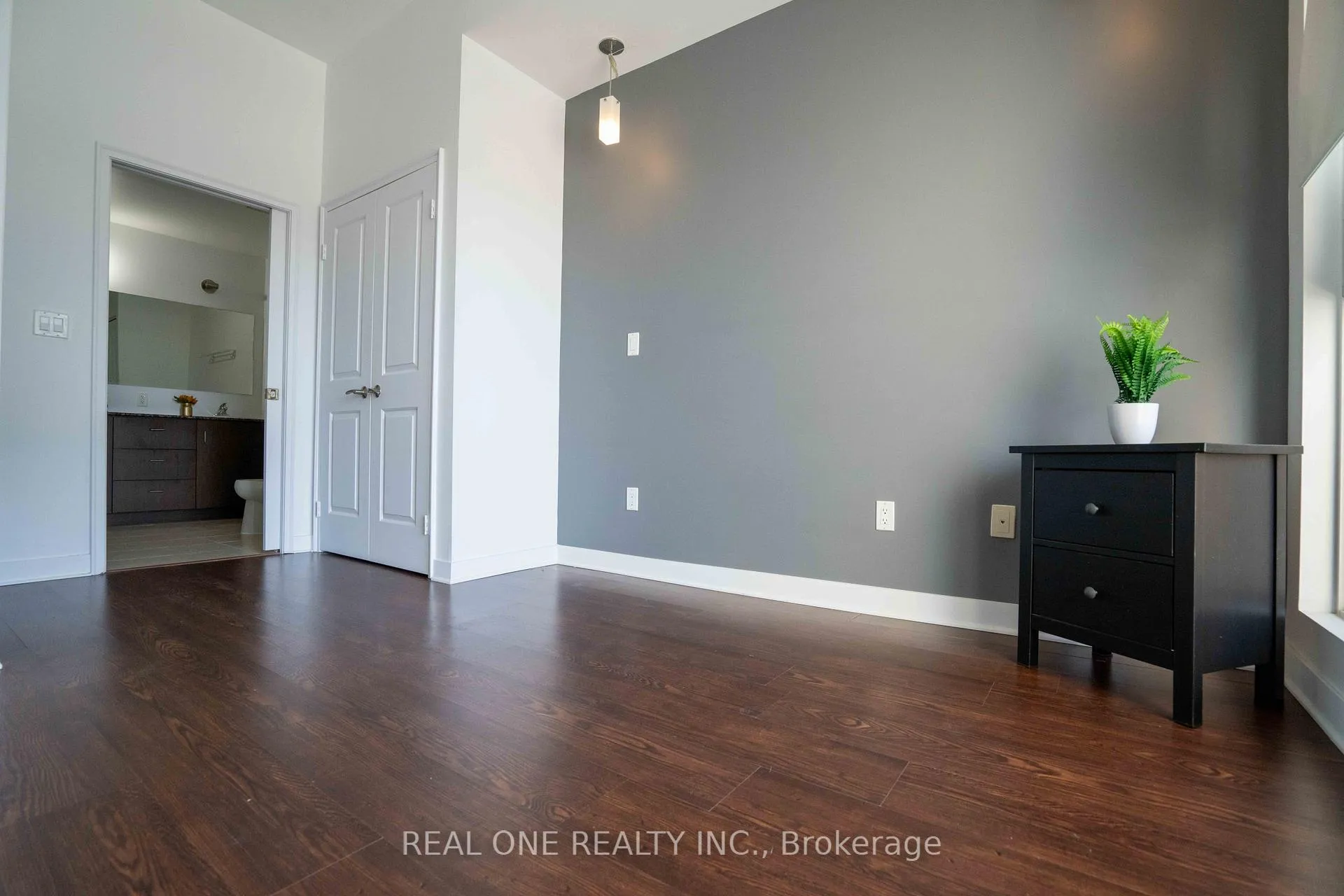 Photo 20 of Unit 703, 191 king Street S, Waterloo — HOMEH