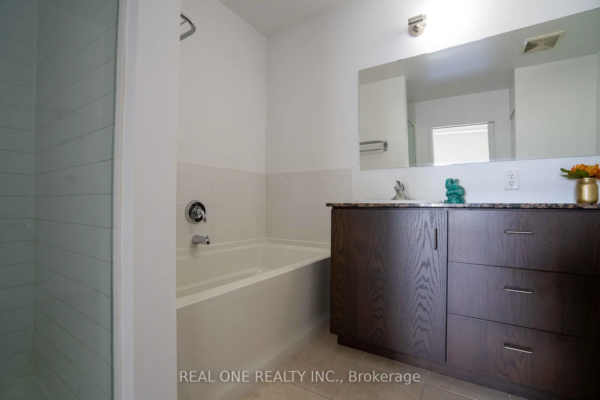 Photo 21 of Unit 703, 191 king Street S, Waterloo — HOMEH