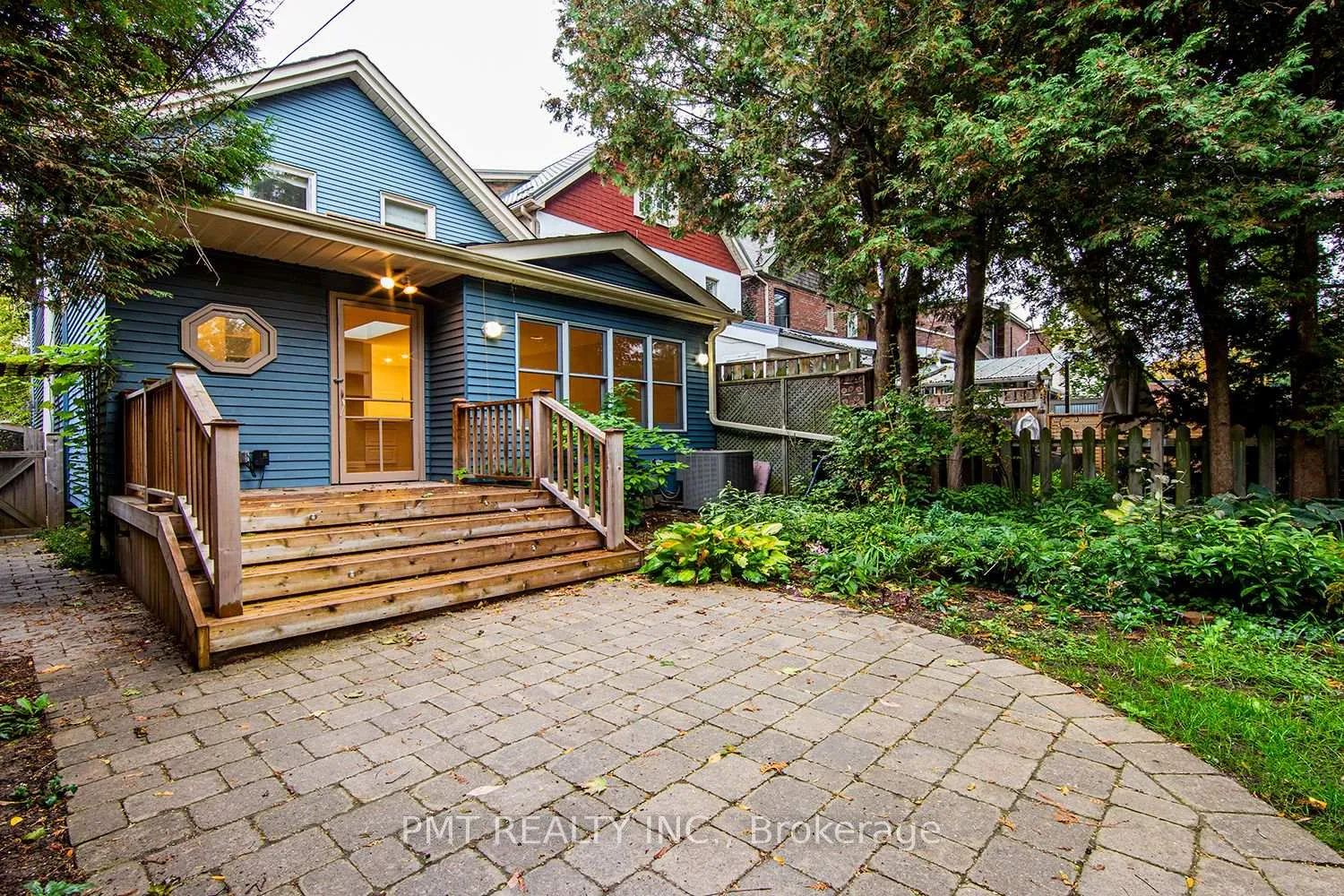Photo 38 of 47 Herbert Avenue, Toronto, The Beaches — HOMEH