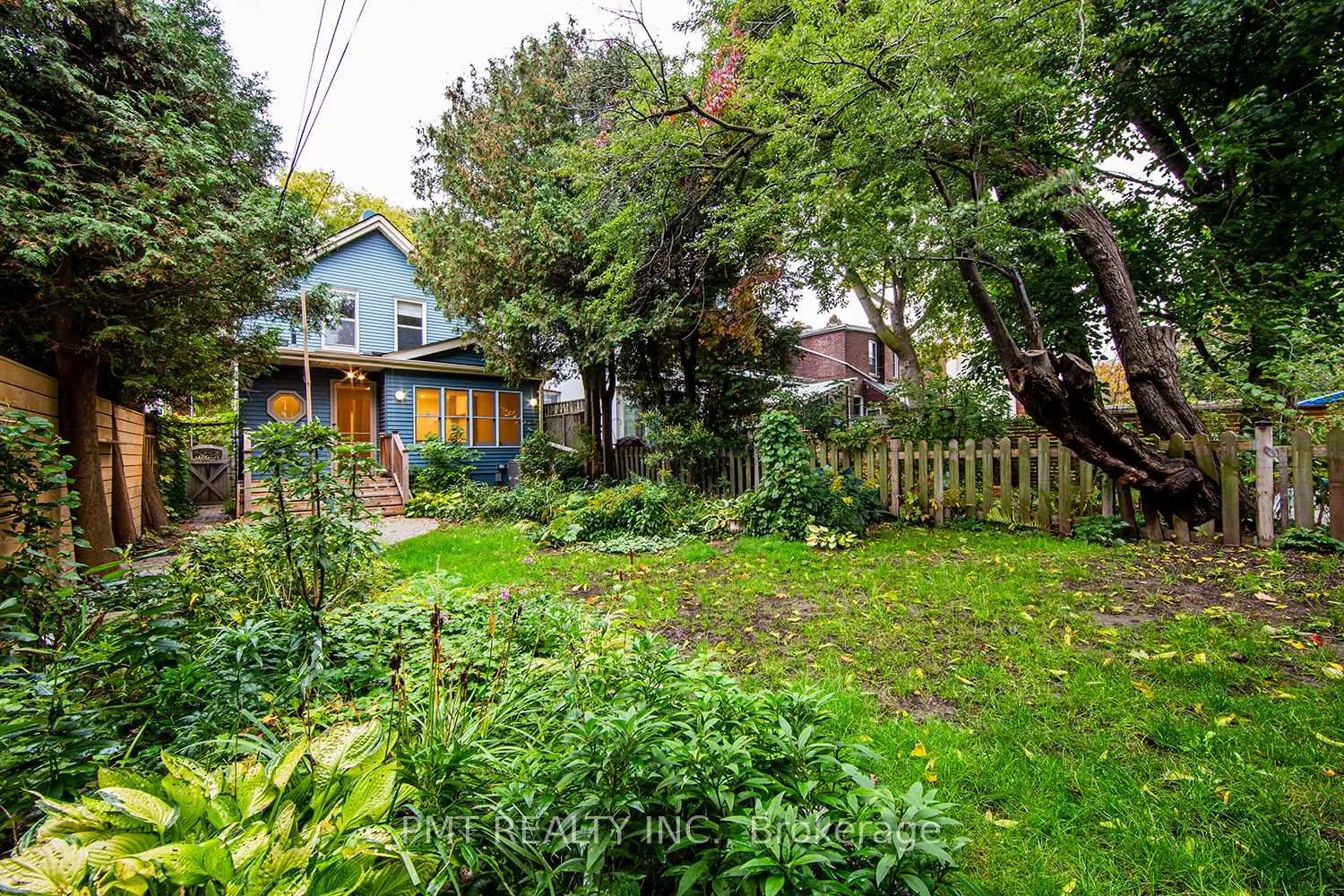 Photo 39 of 47 Herbert Avenue, Toronto, The Beaches — HOMEH