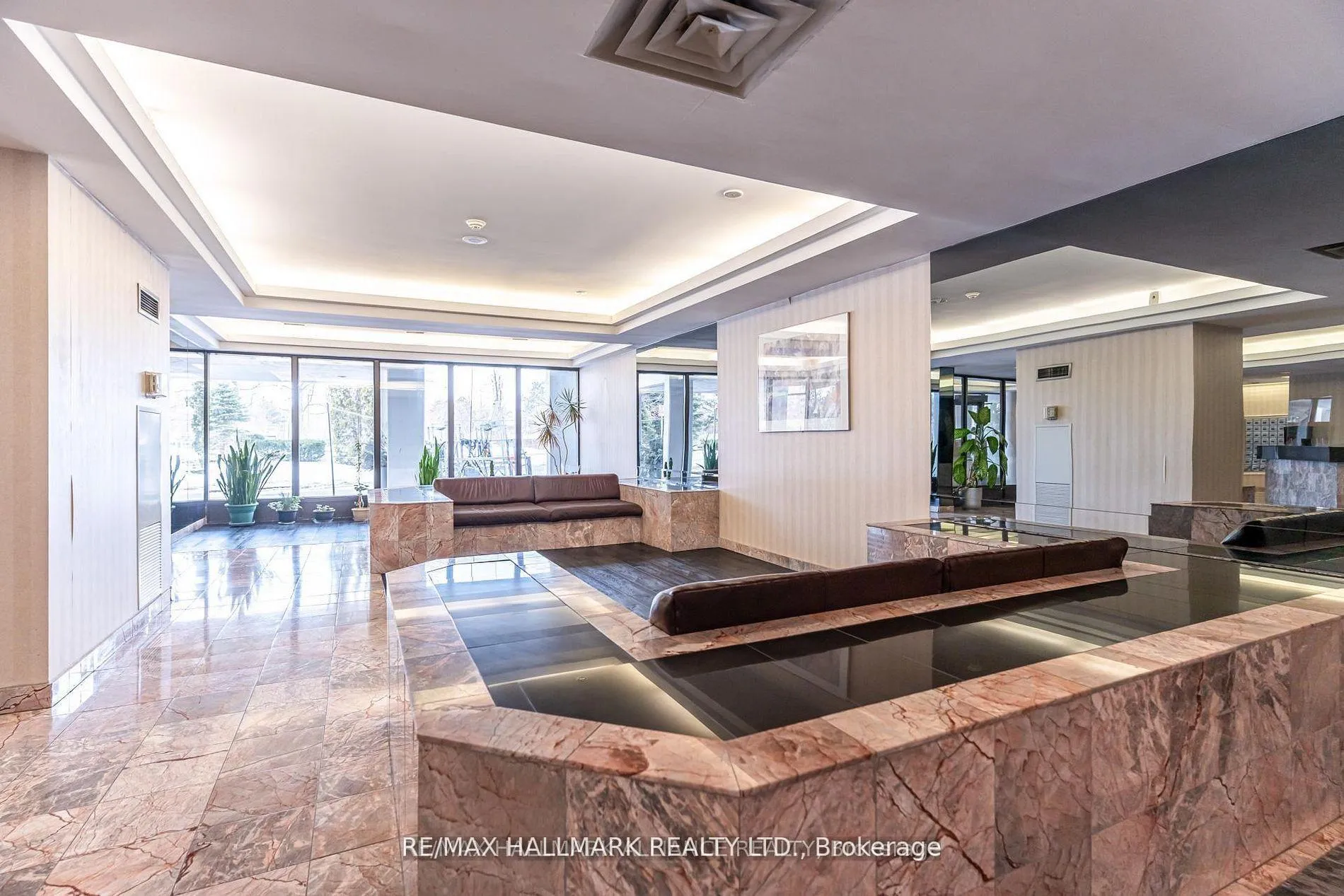 Photo 2 of Unit 707, 3 Rowntree Road, Etobicoke, Mount Olive-Silverstone-Jamestown — HOMEH