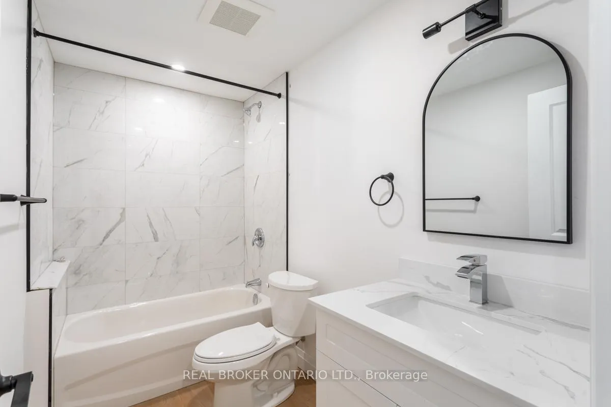 Photo 5 of Unit 4, 115 Catharine Street N, Hamilton, Beasley — HOMEH