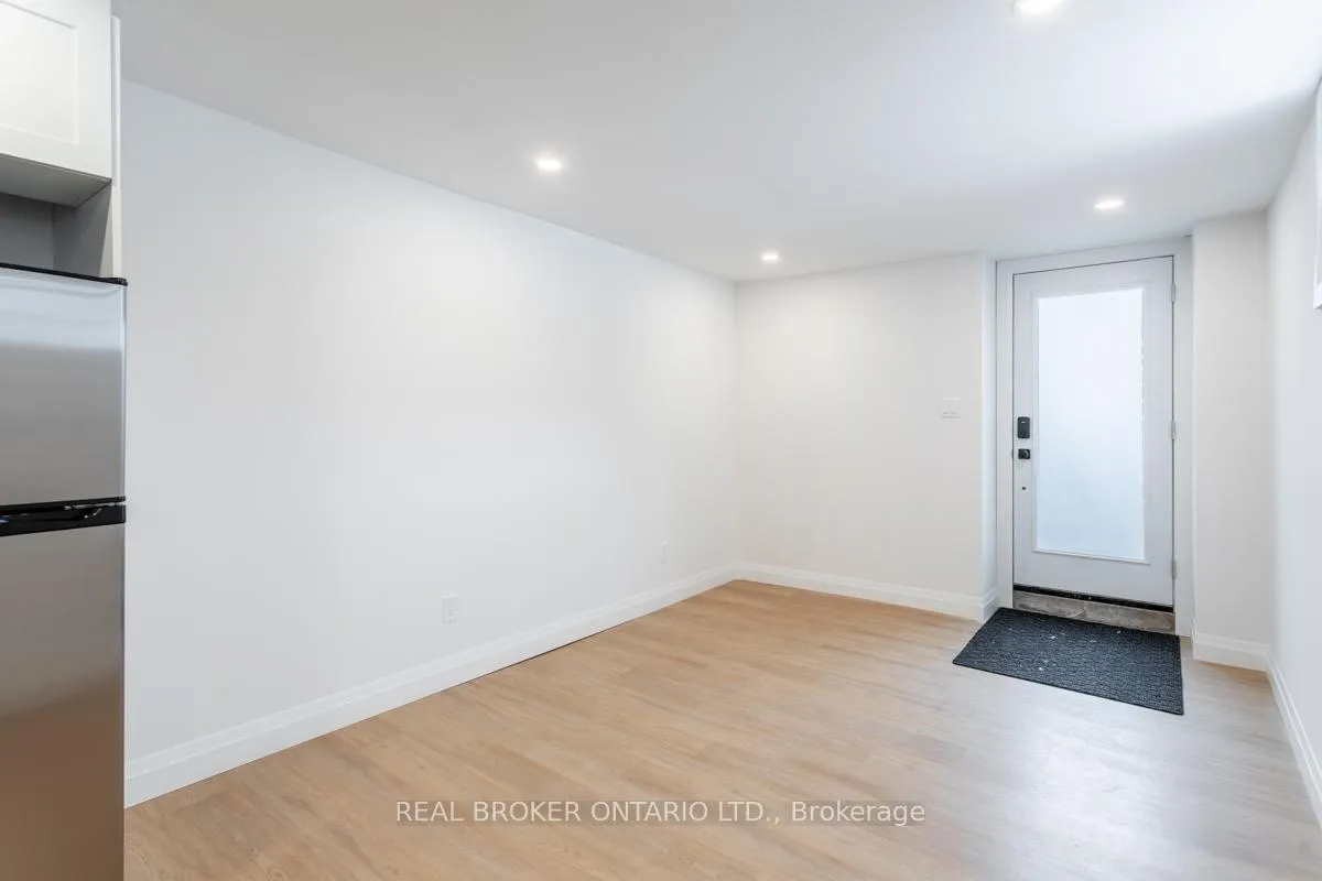 Photo 8 of Unit 4, 115 Catharine Street N, Hamilton, Beasley — HOMEH