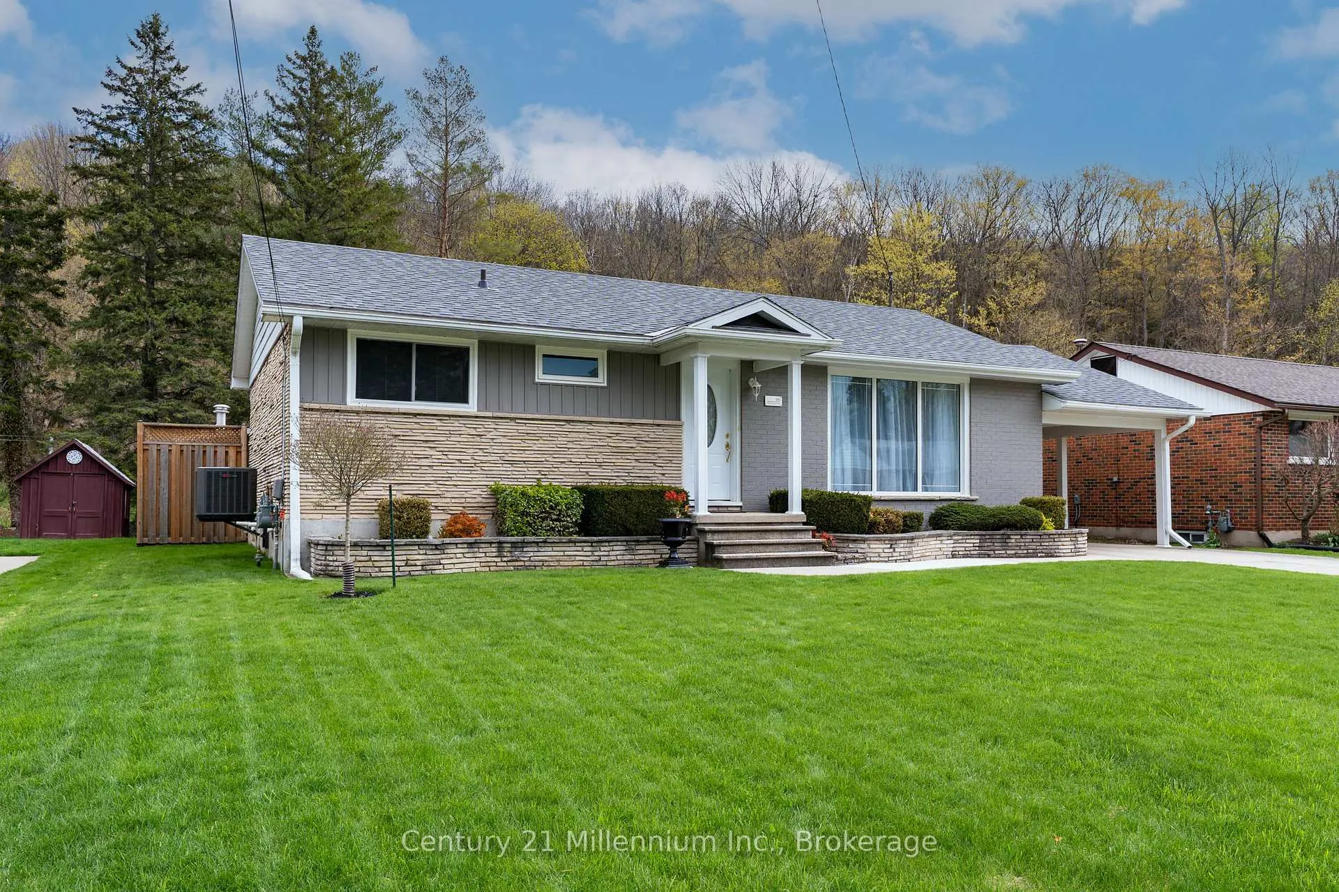 Photo 4 of 181 7th Avenue E, Owen Sound — HOMEH