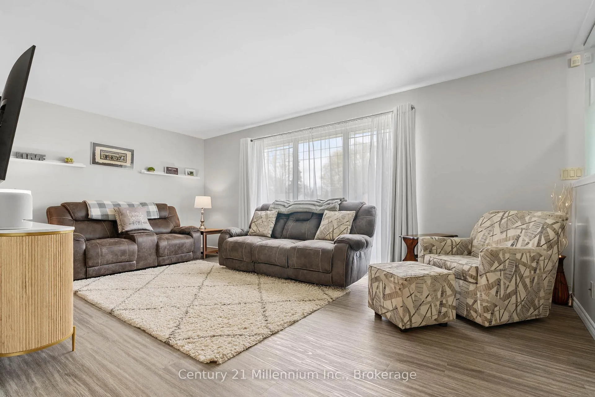 Photo 12 of 181 7th Avenue E, Owen Sound — HOMEH
