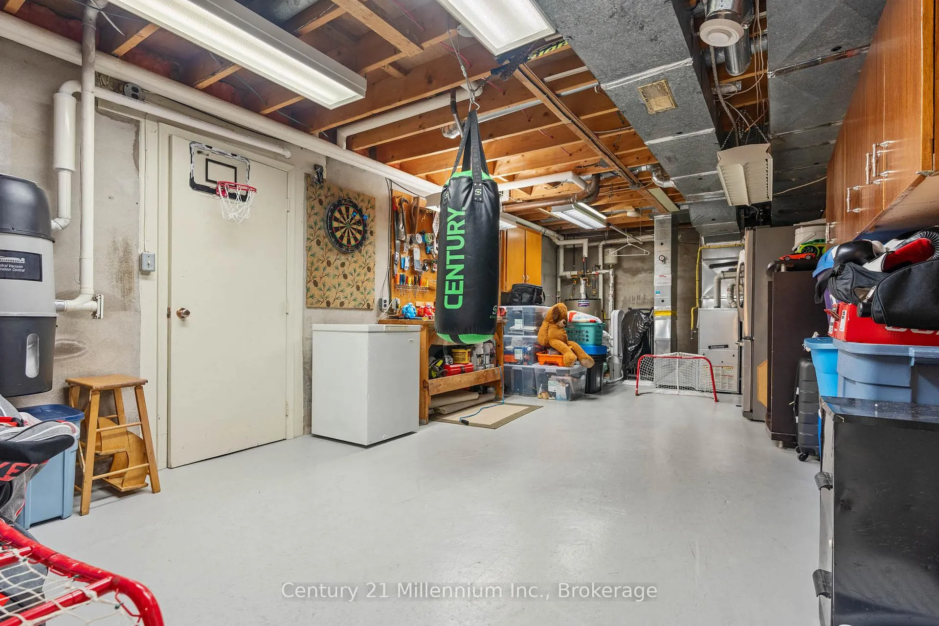Photo 37 of 181 7th Avenue E, Owen Sound — HOMEH