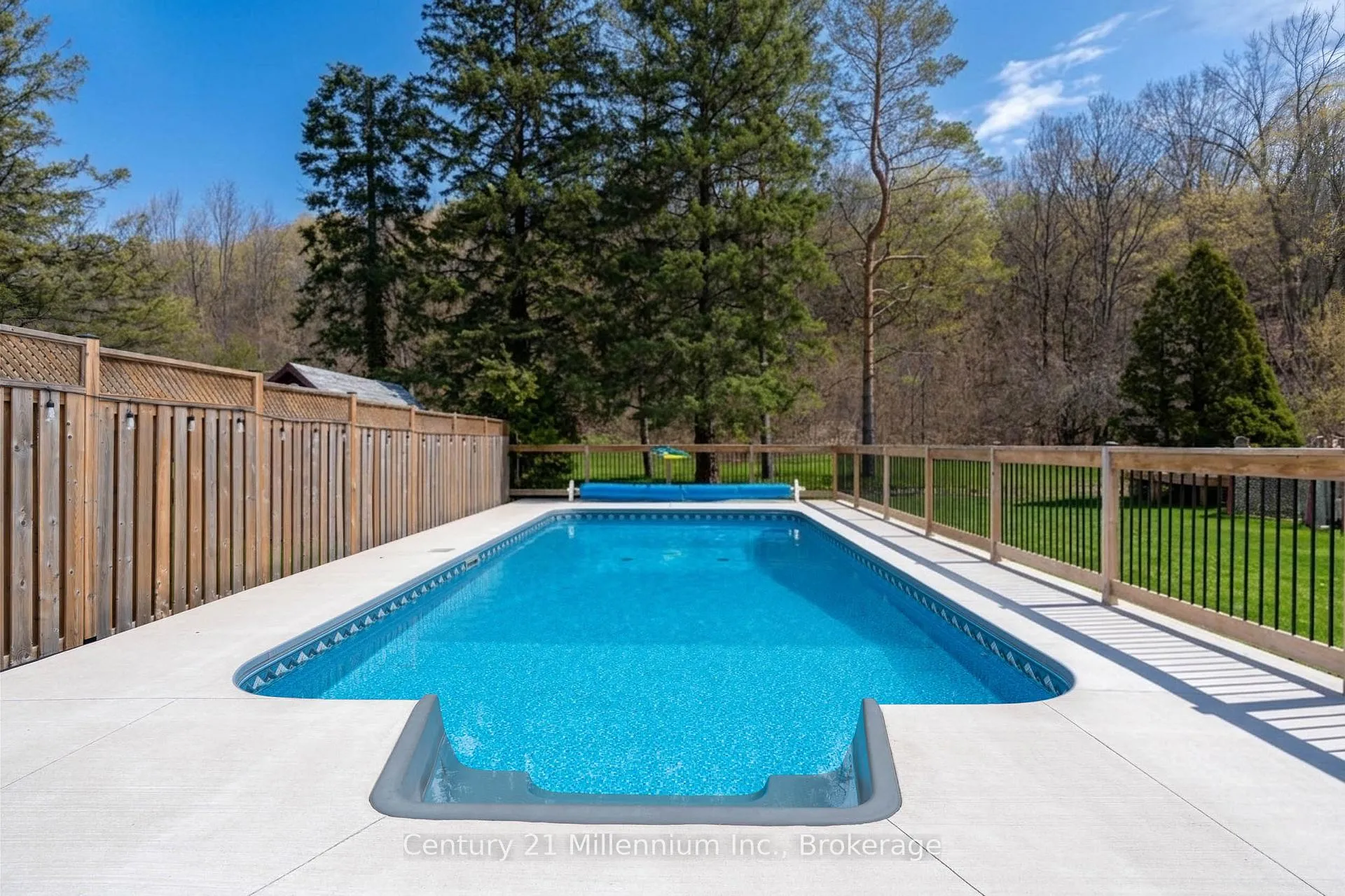 Photo 42 of 181 7th Avenue E, Owen Sound — HOMEH