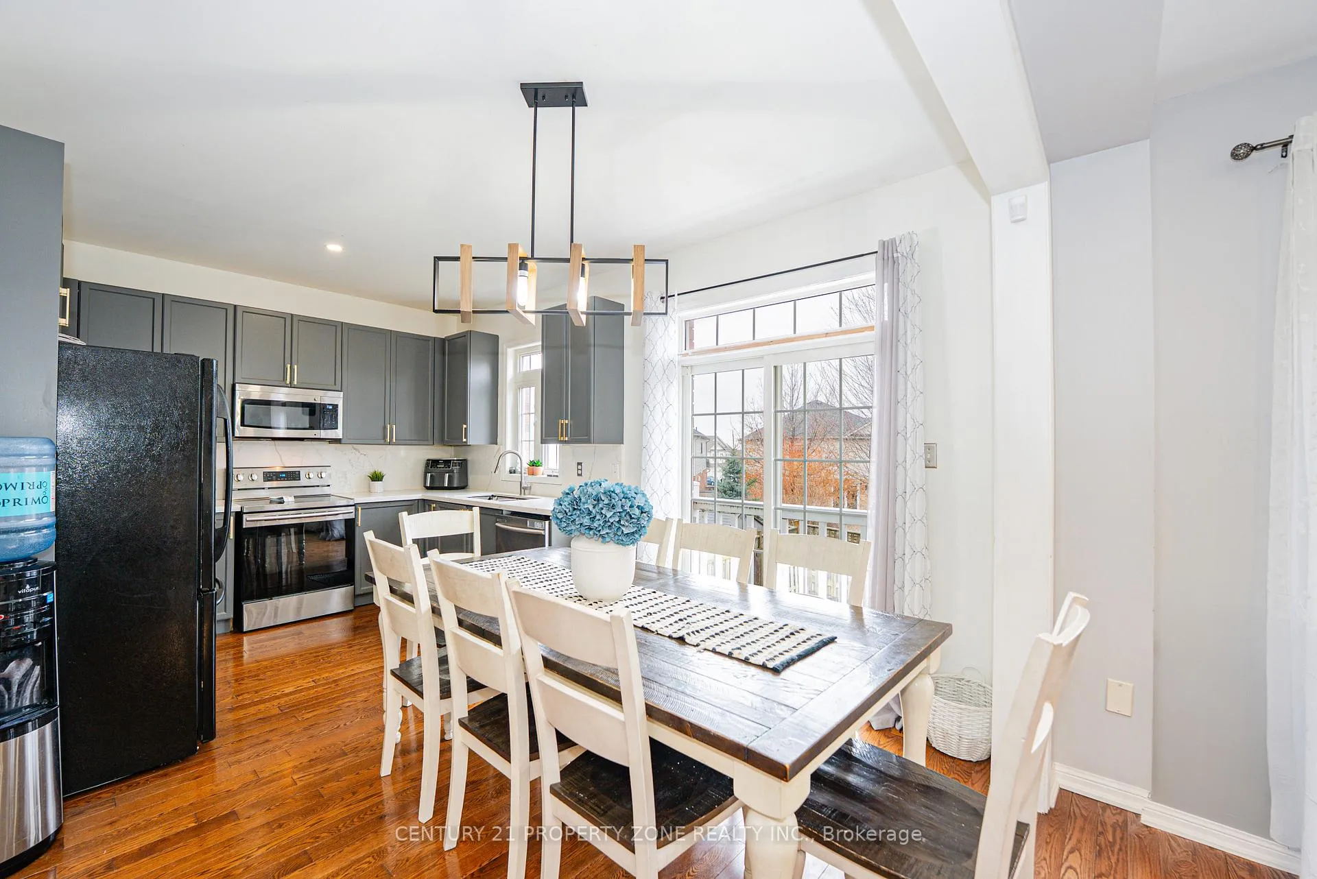 Photo 12 of 804 Ormond Drive, Oshawa, Samac — HOMEH