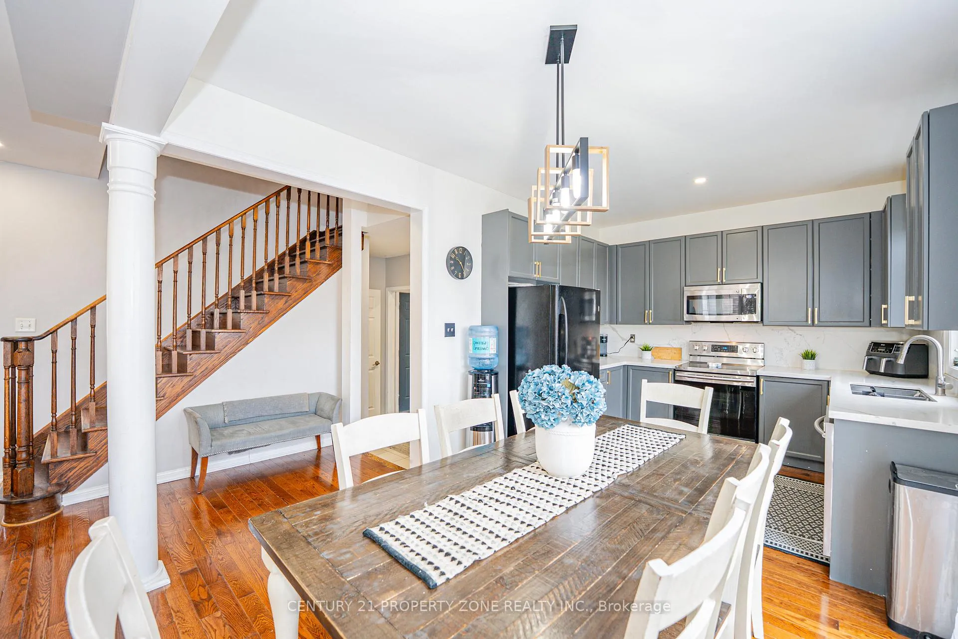 Photo 13 of 804 Ormond Drive, Oshawa, Samac — HOMEH