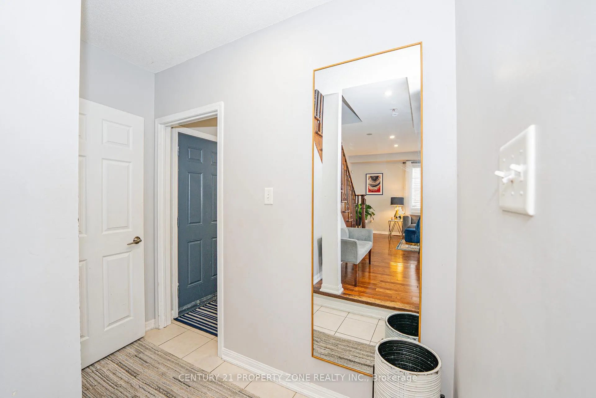 Photo 18 of 804 Ormond Drive, Oshawa, Samac — HOMEH