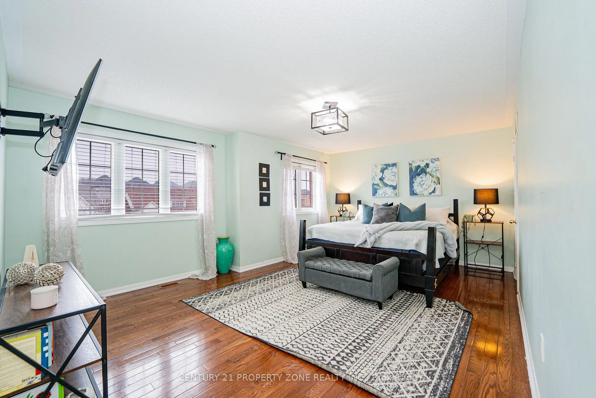 Photo 24 of 804 Ormond Drive, Oshawa, Samac — HOMEH