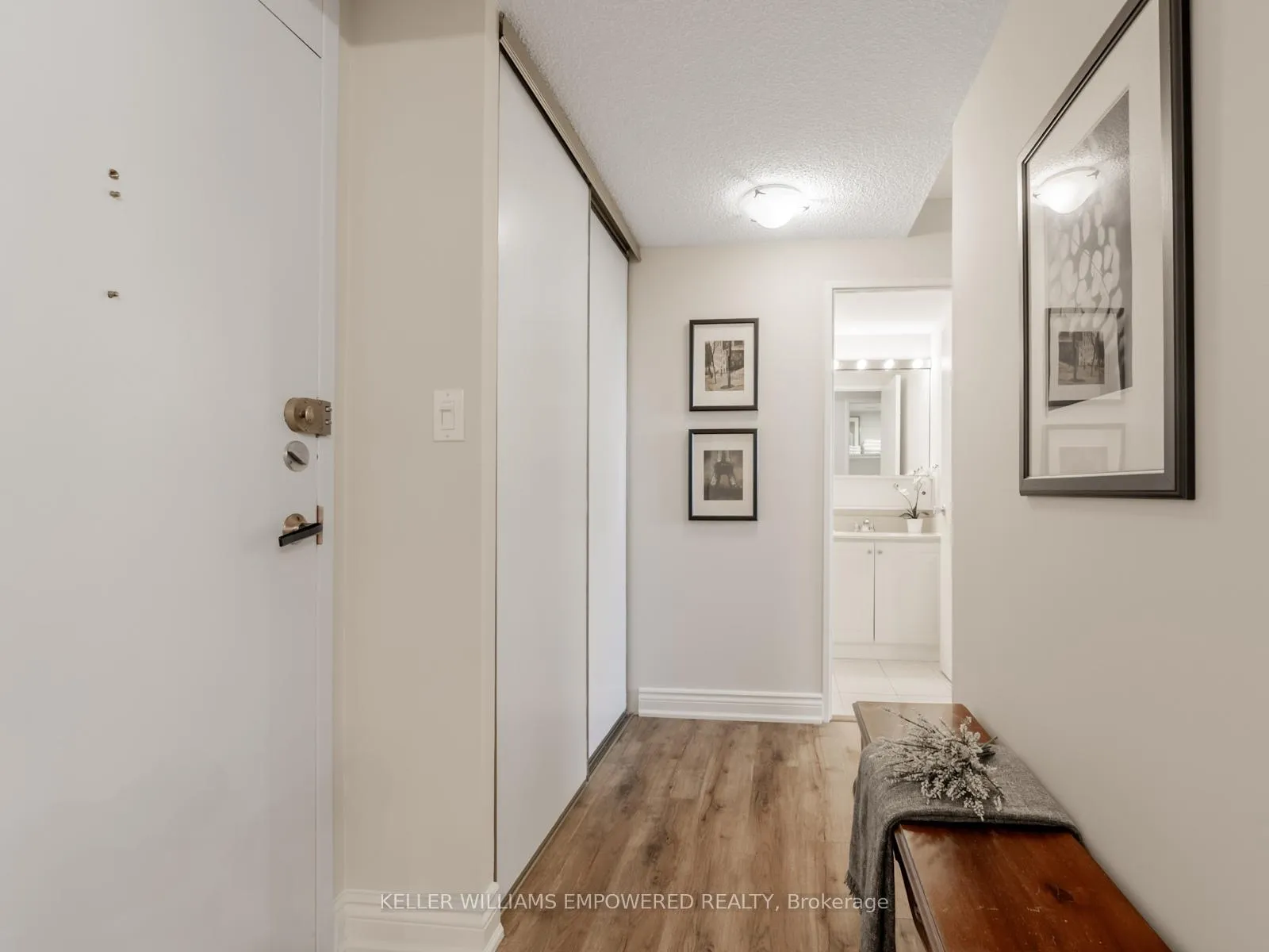 Photo 4 of Unit 709, 240 Scarlett Road, Toronto, Rockcliffe-Smythe — HOMEH
